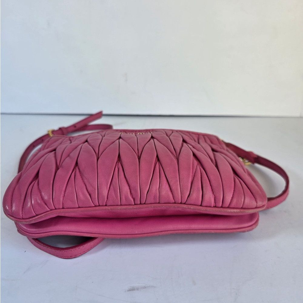 Miu Miu Miu Miu Pink Matelasse Shoulder Bag Size ONE SIZE - 2 Thumbnail