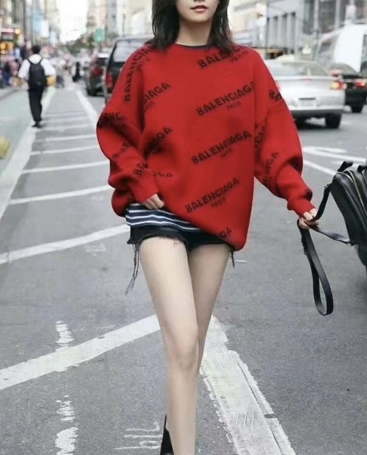 Balenciaga Balenciaga bullet screen sweater 2412-Nextarrow Size S / US 4 / IT 40 - 3 Thumbnail