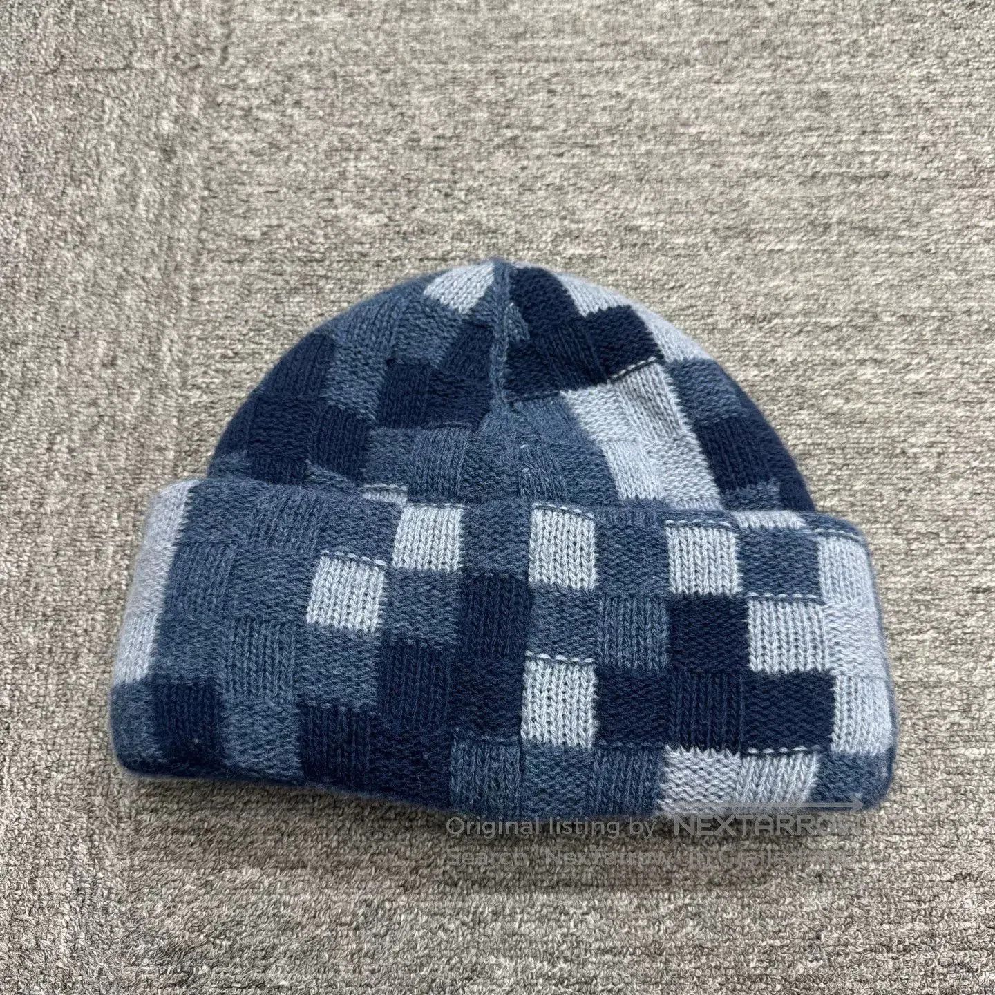 Louis Vuitton Louis Vuitton Wool Beanie with Text. Size ONE SIZE - 3 Thumbnail
