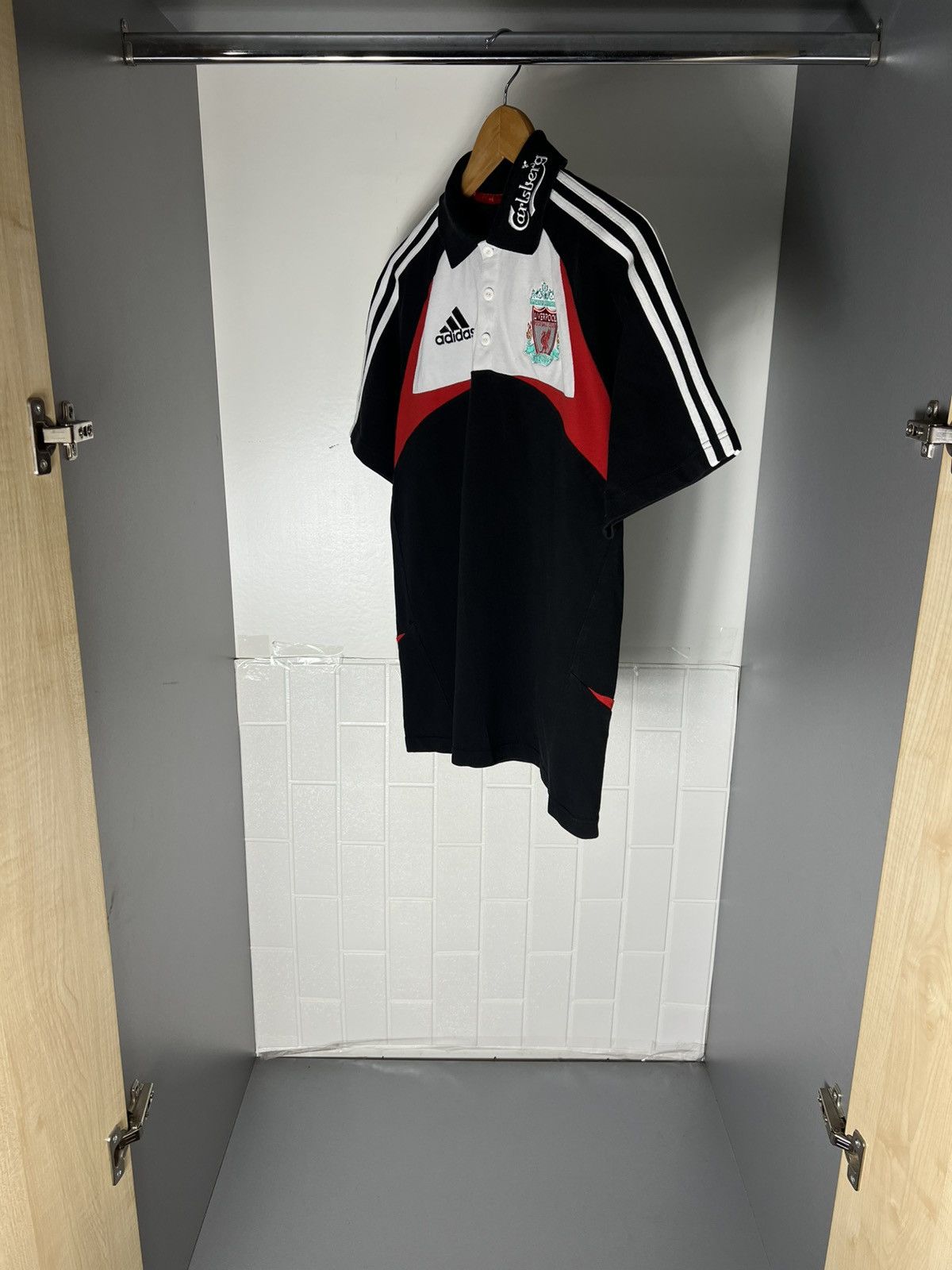 Adidas VINTAGE ADIDAS FC LIVERPOOL ENGLAND SOCCER JERSEY RETRO 90s Size US M / EU 48-50 / 2 - 7 Thumbnail