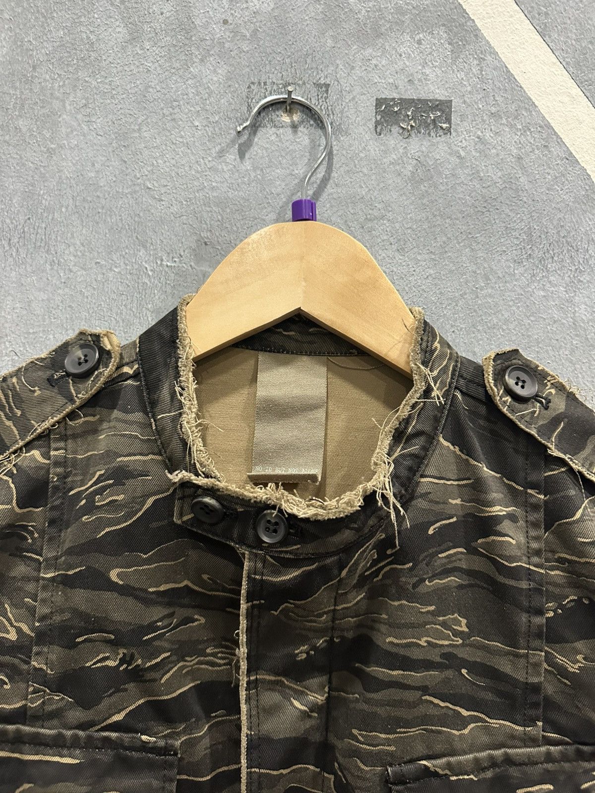 Vintage Military Tiger Stripe Camo Jacket Size US S / EU 44-46 / 1 - 3 Thumbnail