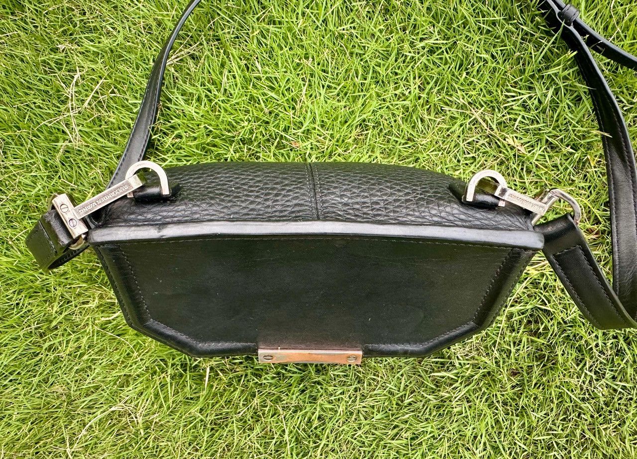 Alexander Wang Authentic Alexander Wang Marion Leather Shoulder Bag Size ONE SIZE - 9 Thumbnail