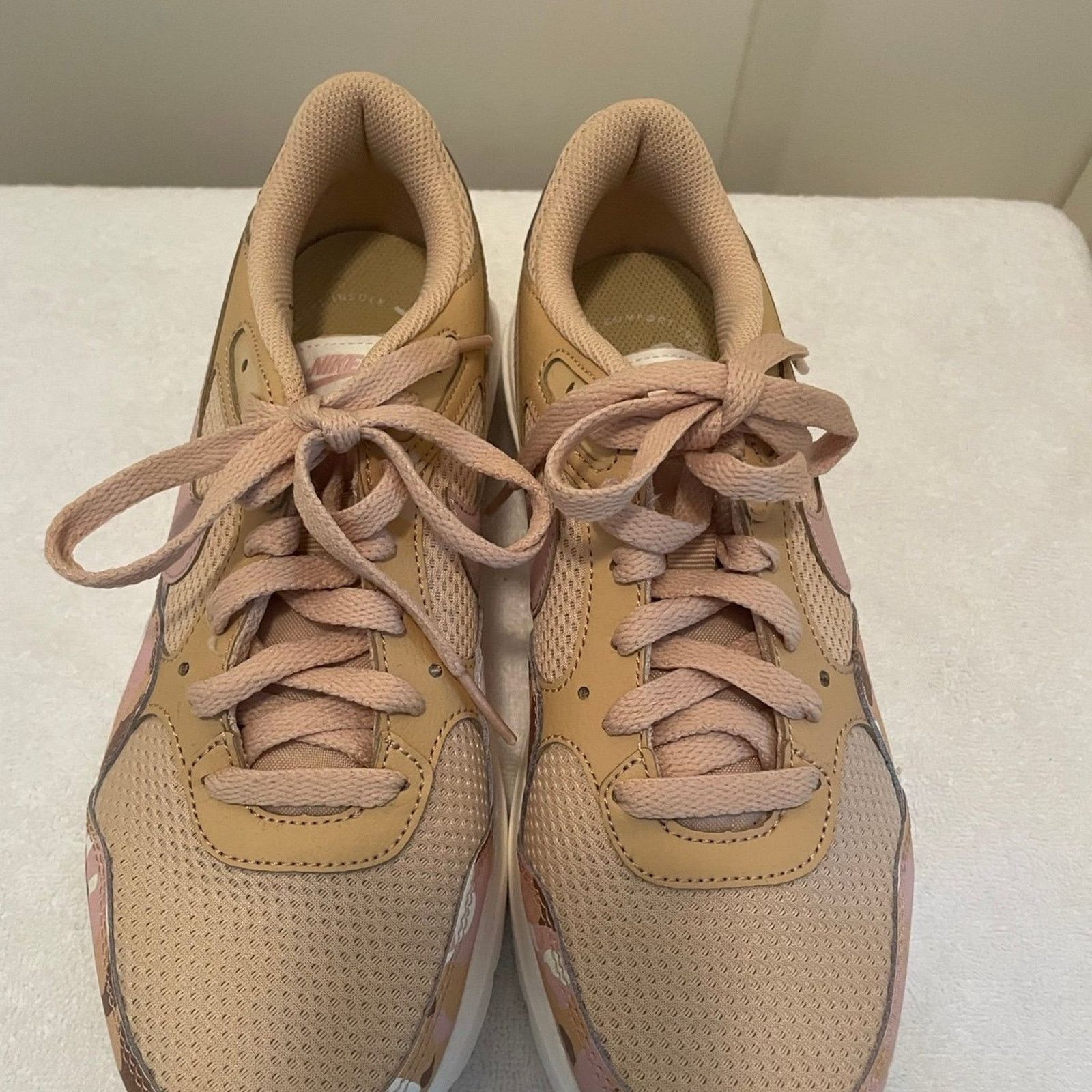 Nike Nike Air Max Pink/Beige Camo Sneaker - Women’s Size 7.5 Size US 7.5 / IT 37.5 - 4 Thumbnail