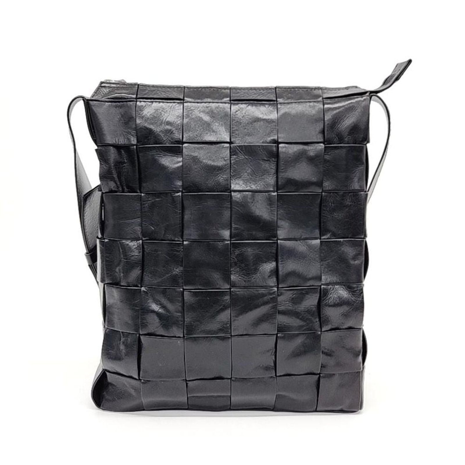 Bottega Veneta Stretch Cassette Messenger Bag (5840991) in Black, Women's