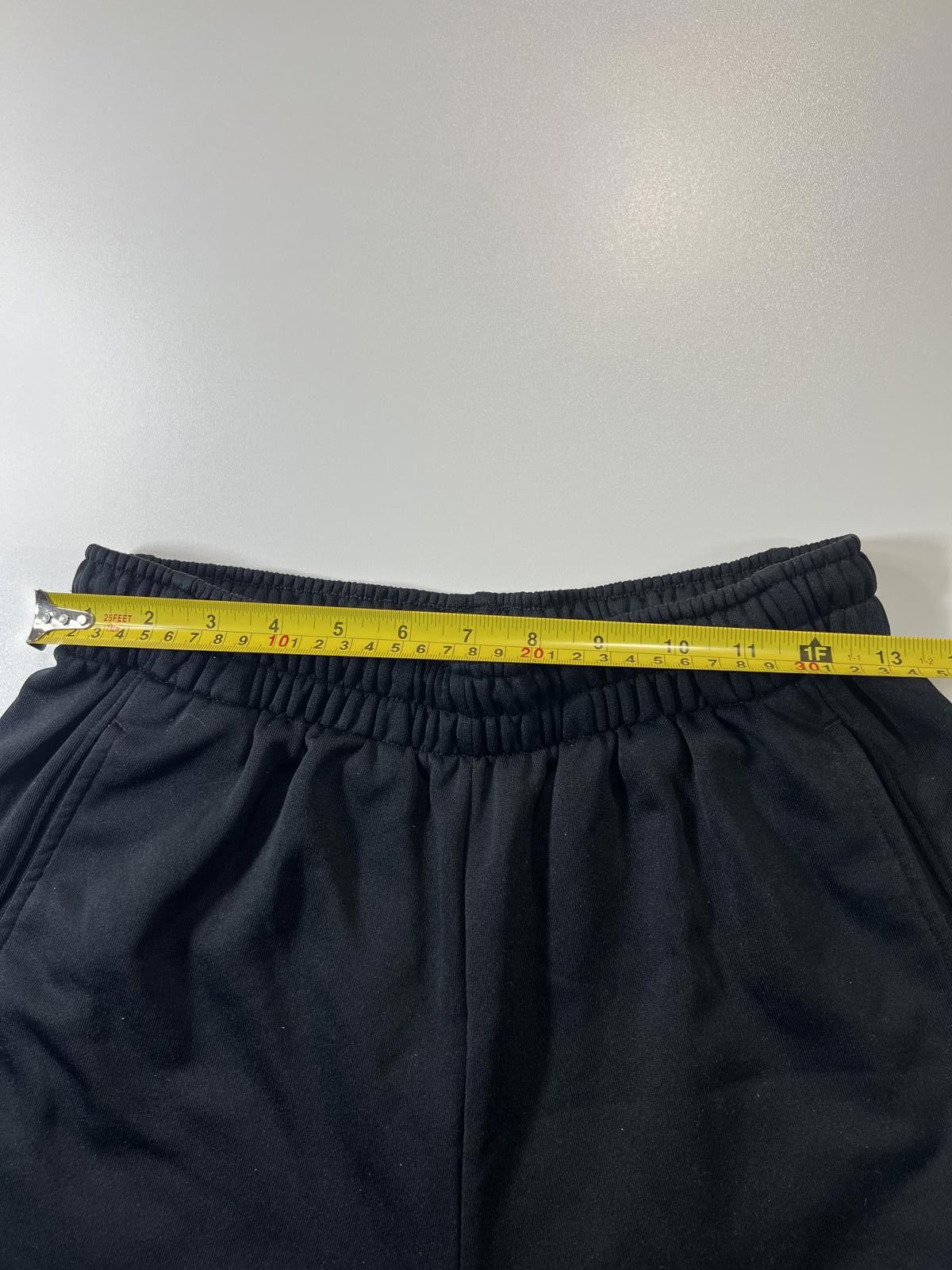 Jordan Brand Jordan Black Athletic Shorts with Red Piping Detail Size S Size US 30 / EU 46 - 6 Thumbnail