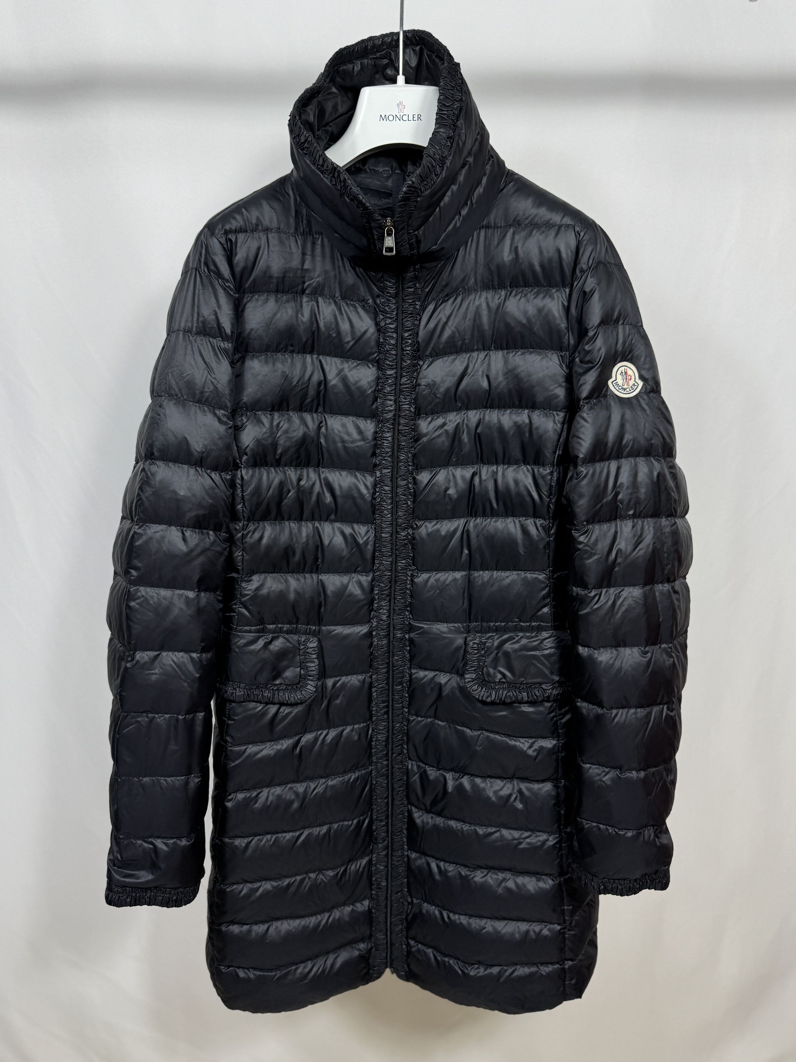 Moncler Moncler Vanne Ladies Jacket Size S / US 4 / IT 40 - 1 Thumbnail