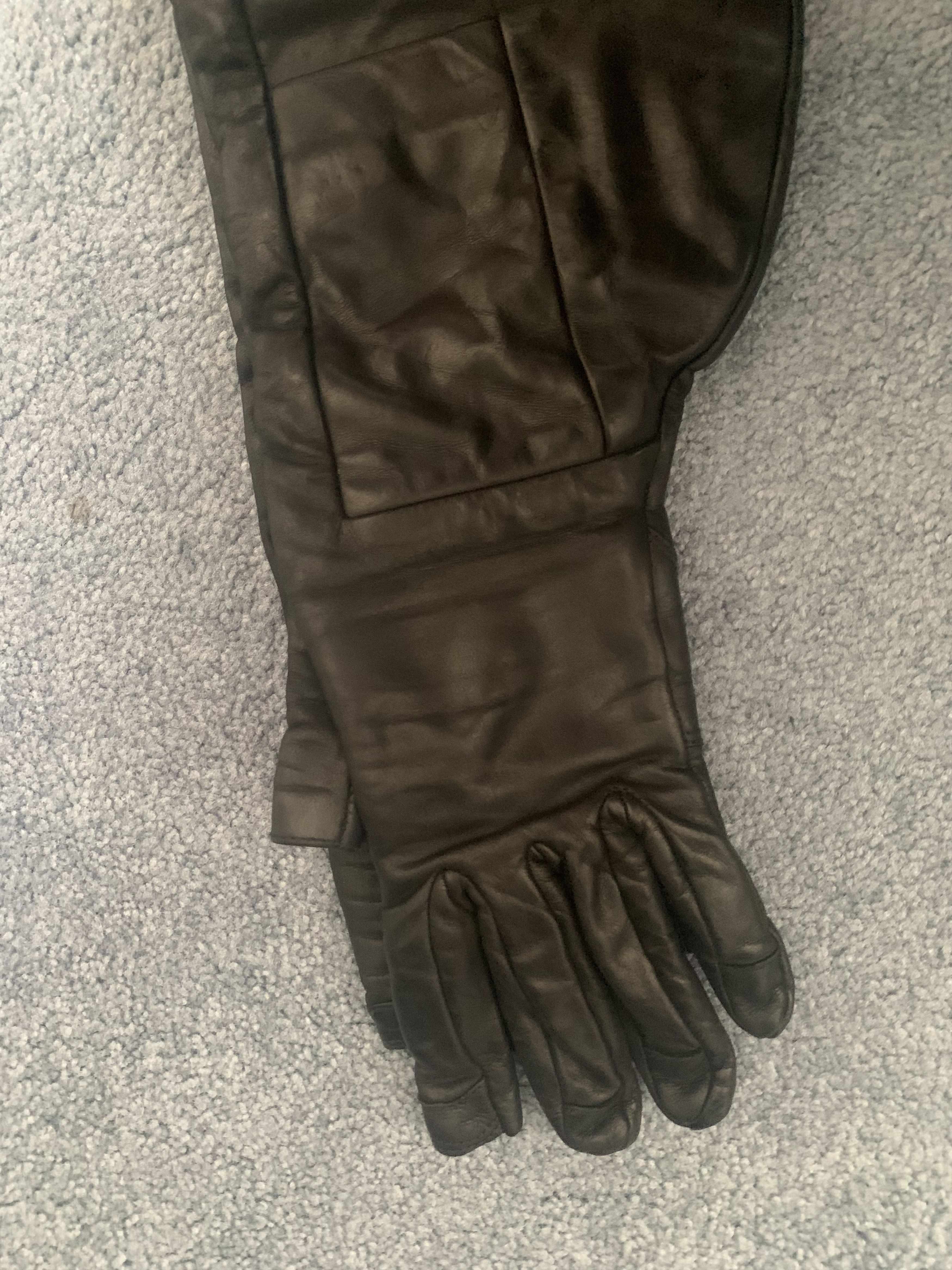 Rick Owens Rick Owens Strobe FW22 Gauntlets Size ONE SIZE - 4 Thumbnail