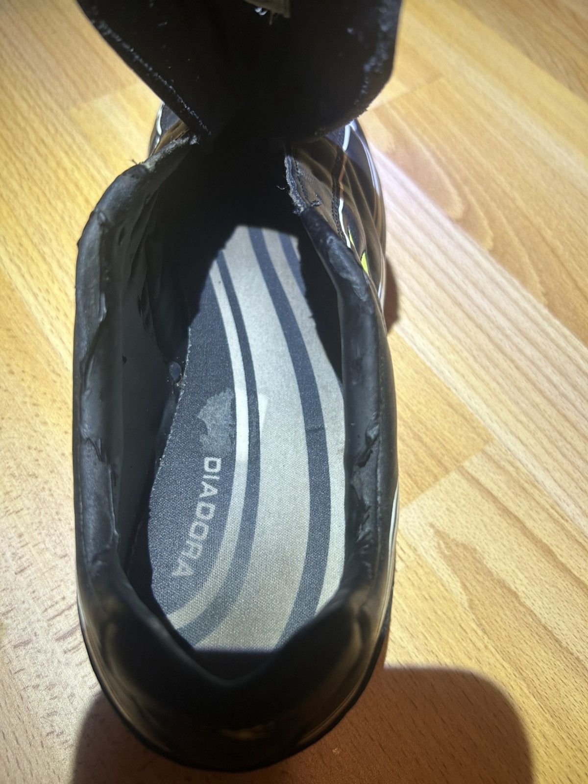 Diadora × Vintage Vintage 1990s diadora football boots ** VERY RARE ** Size US 7.5 / EU 40-41 - 5 Thumbnail