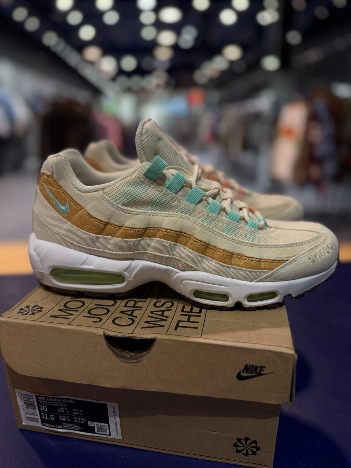 Nike Air Max 95 NRG Pineapple Men’s Size 10 (CZ0154 100) Size US 10 / EU 43 - 5 Thumbnail