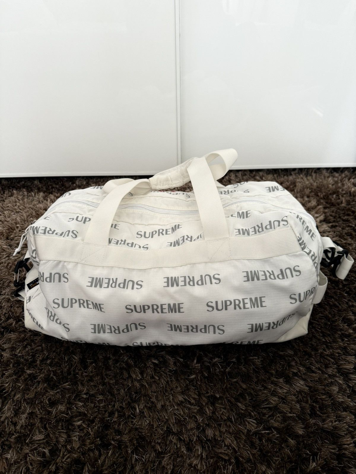 Supreme Supreme 3M Refflective Duffle Bag Repeat Pattern Size ONE SIZE - 2 Thumbnail