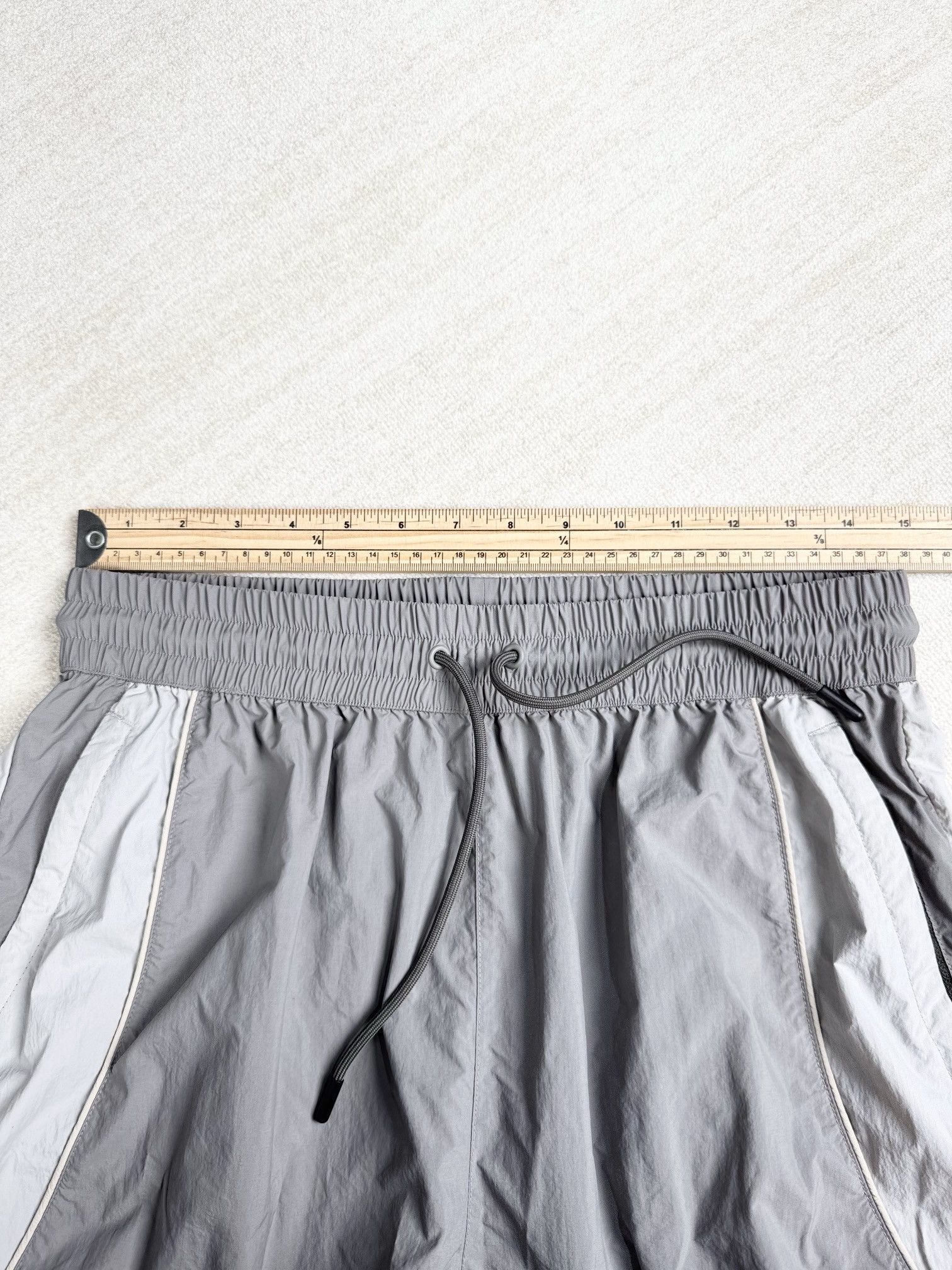 Han Kjobenhavn nylon shorts Size US 32 / EU 48 - 6 Thumbnail