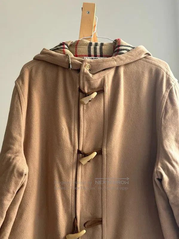 Burberry Burberry Beige Wool Long Coat for Women. Size M / US 6-8 / IT 42-44 - 2 Thumbnail