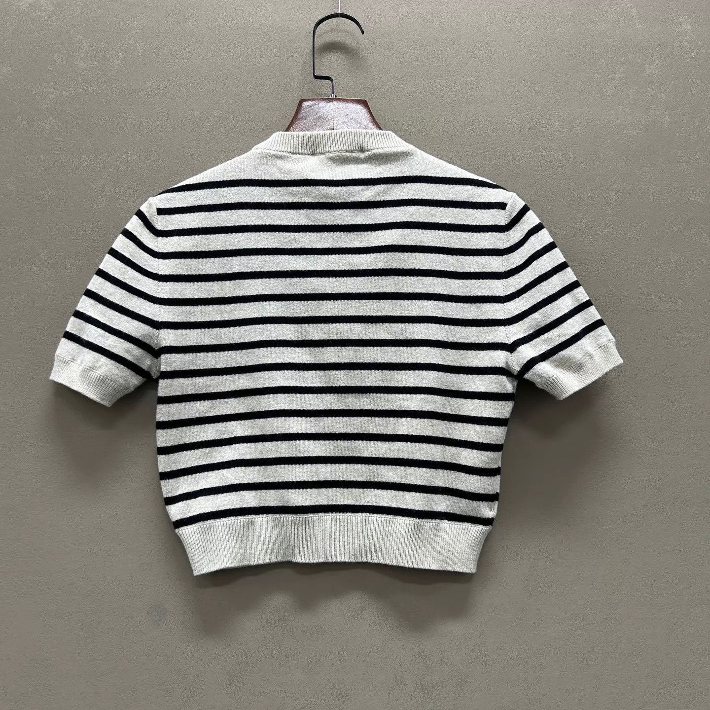 Miu Miu MIU MIU knit logo stripe sweater women's MINT 36 ys000627 Size XS / US 0-2 / IT 36-38 - 2 Thumbnail