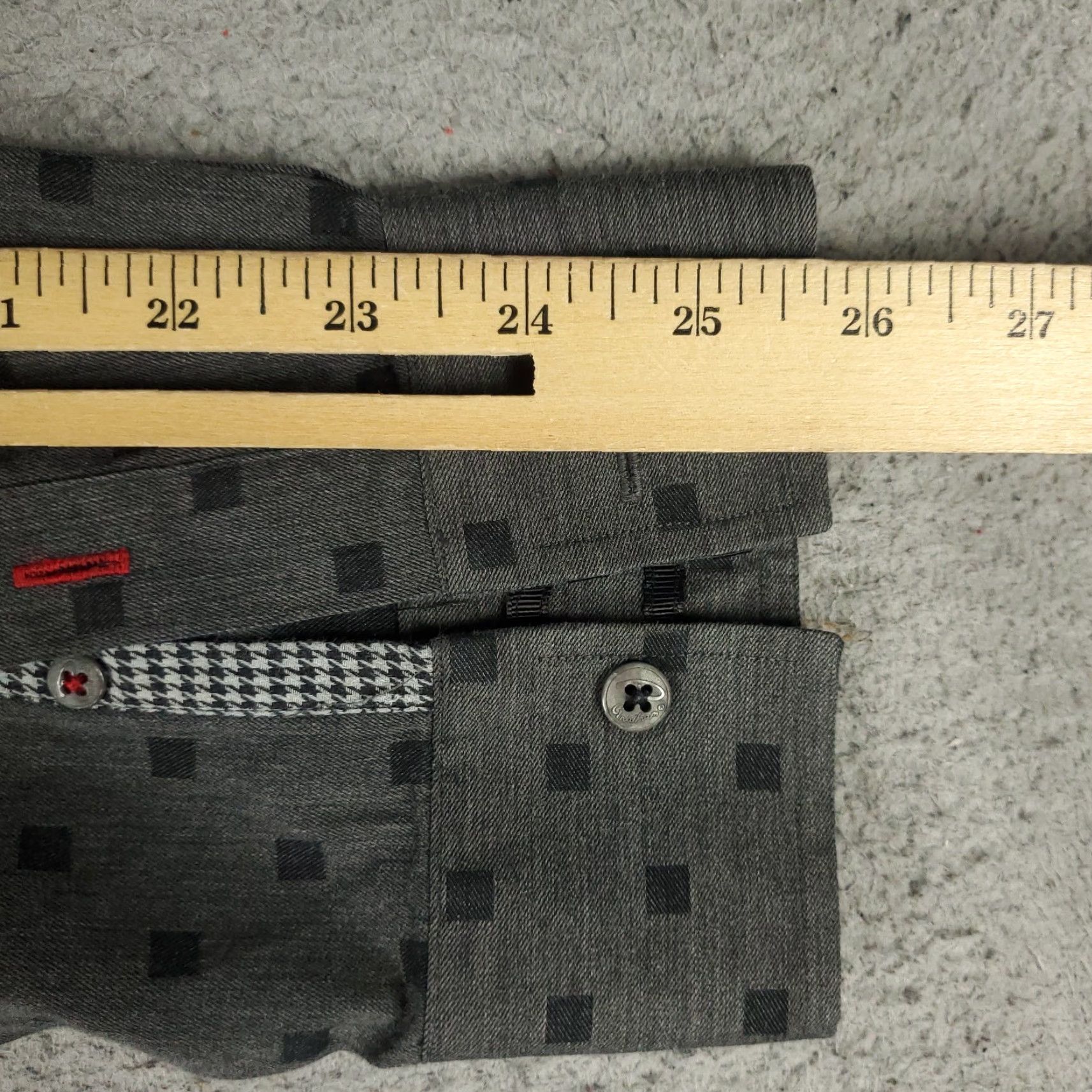 Robert Graham Robert Graham Button-Up Shirt Mens 2XL Gray Geometric Long Sleeve Regular Fit Size US XXL / EU 58 / 5 - 6 Thumbnail