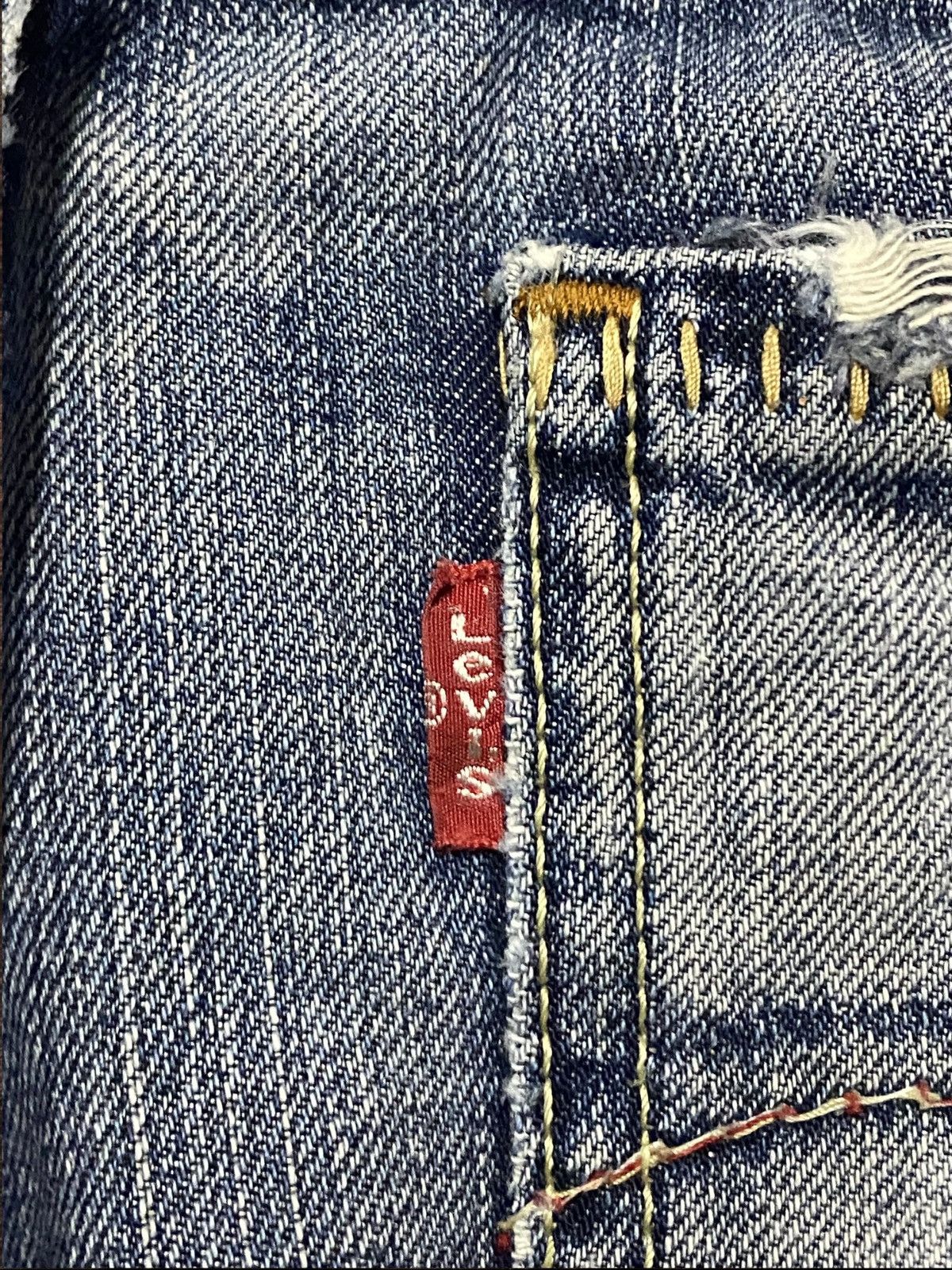 Levi's Vintage Levis Redloop Fade Wash Distressed Loose Jeans Size US 33 - 16 Thumbnail