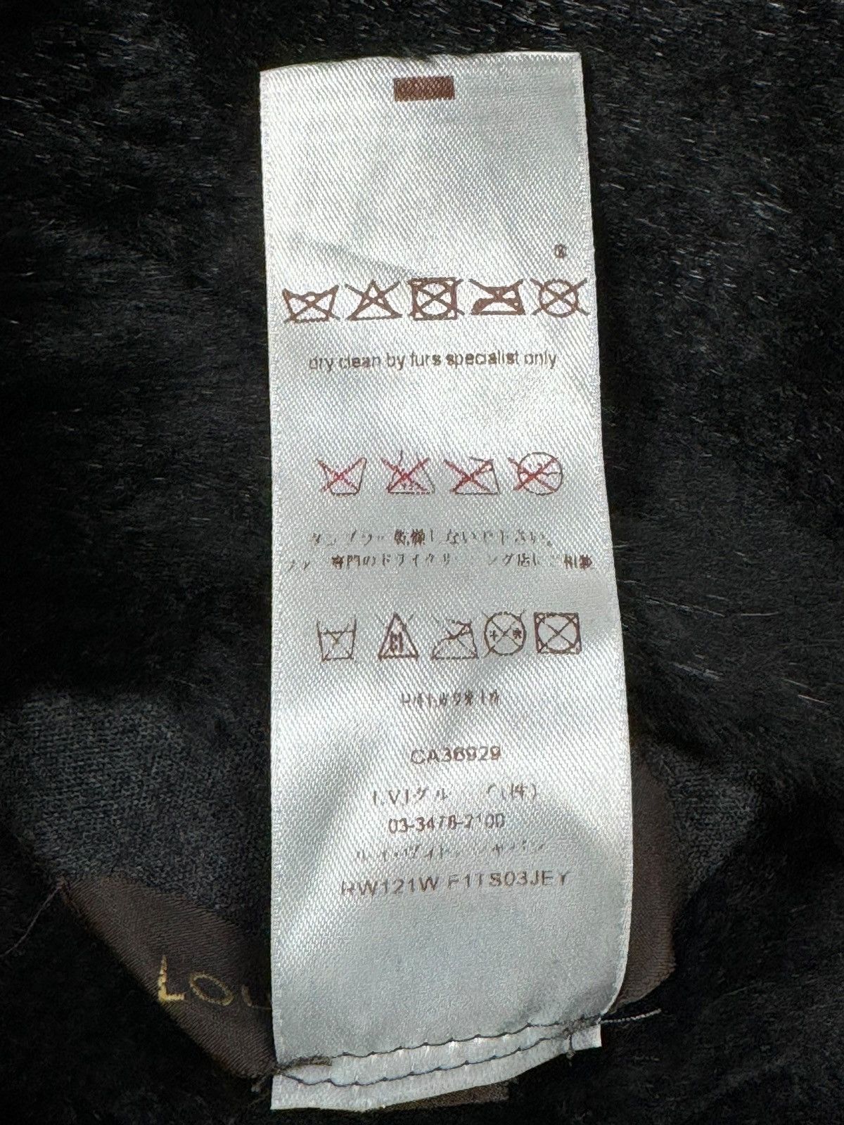 Louis Vuitton Louis Vuitton Reversible Gilet Vest Rabbit Fur Cashmere Size L / US 10 / IT 46 - 14 Thumbnail