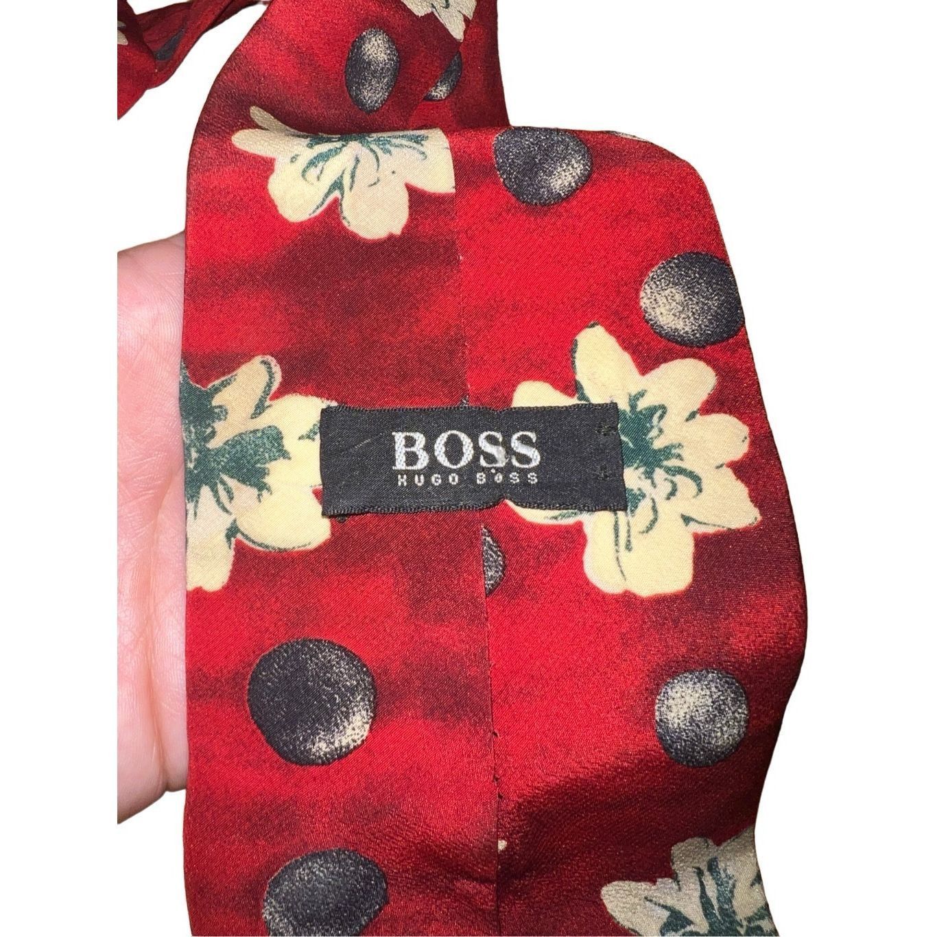 Hugo Boss Hugo Boss Red Flower Print Made in Italy Neck Tie Size ONE SIZE - 3 Thumbnail