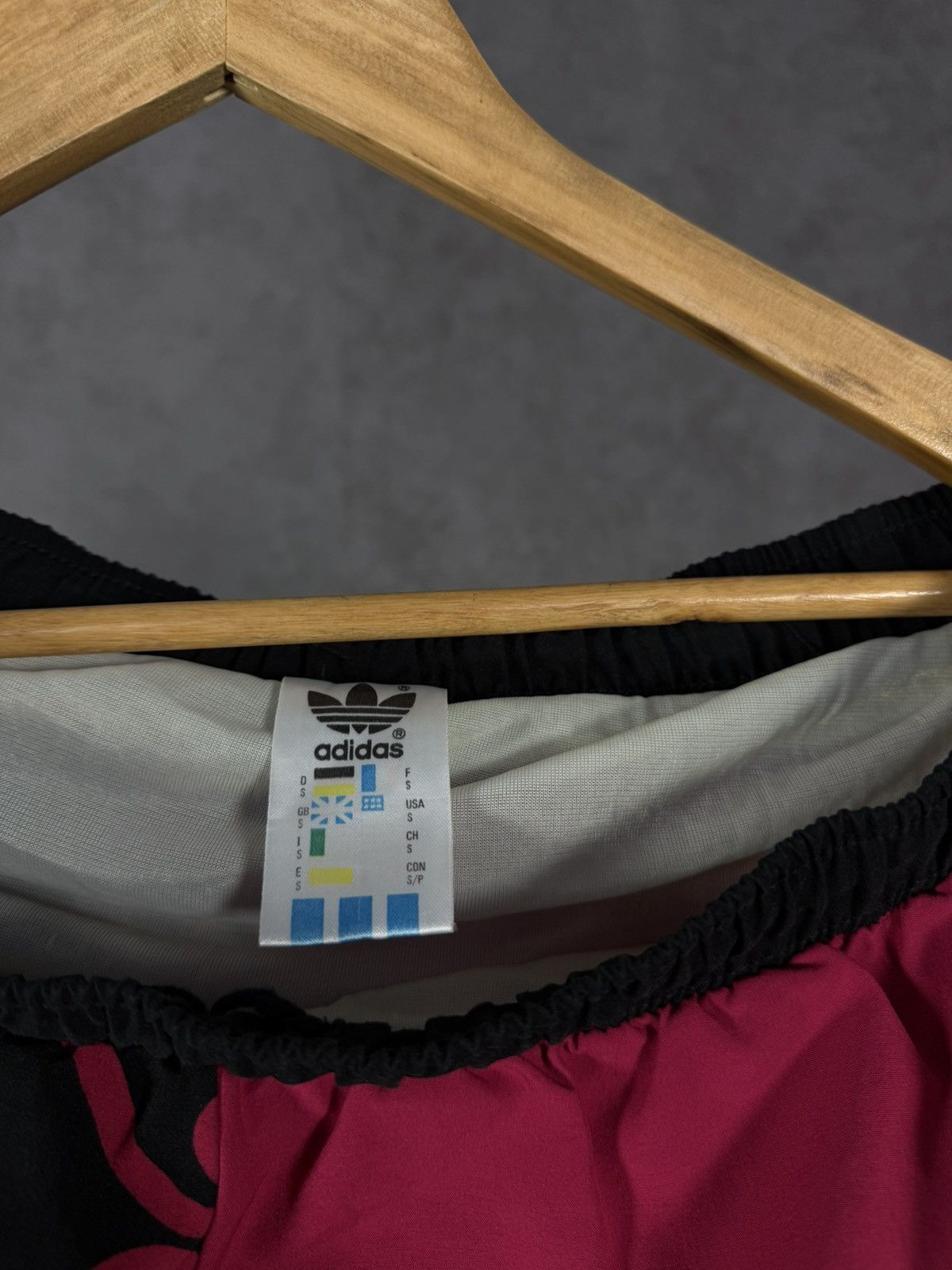 Adidas Adidas vintage crazy shorts Size US 32 / EU 48 - 4 Thumbnail
