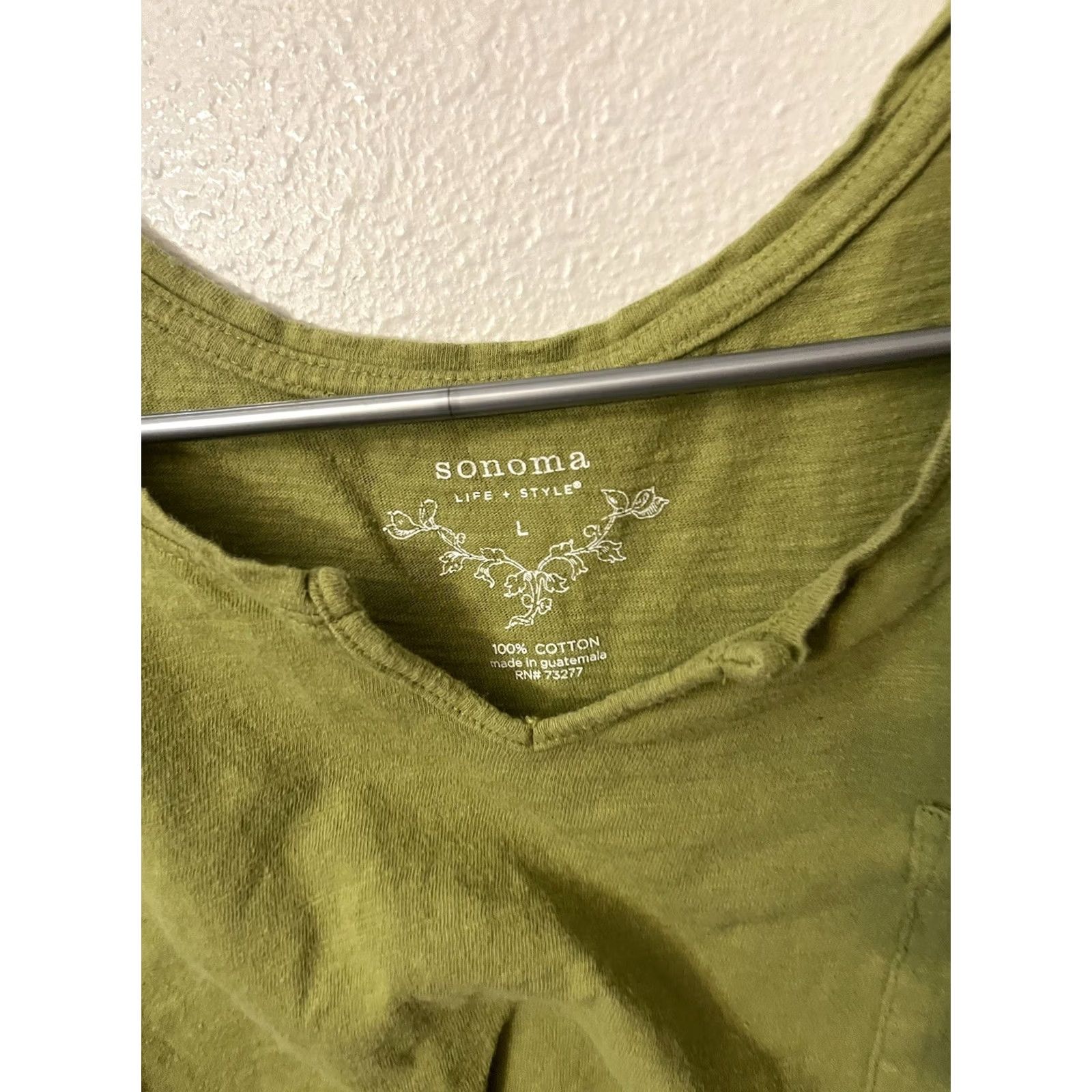 Vintage Sonoma Shirt Women Large Green Solid V-Neck Short Sleeve T-Shirt Size L / US 10 / IT 46 - 2 Thumbnail