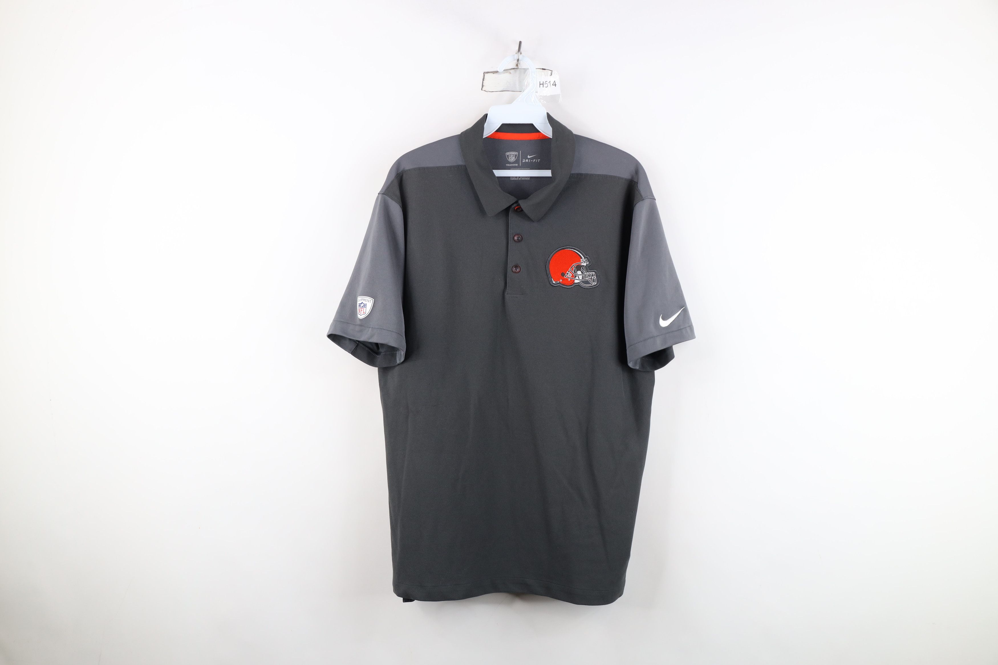 Nike Nike NFL Browns Football Short Sleeve Golf Polo Shirt Gray Size US L / EU 52-54 / 3 - 1 Thumbnail