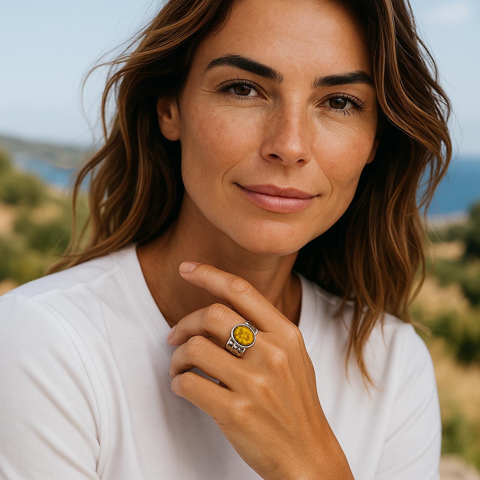 Designer Stunning Faceted Genuine Solitaire Citrine Statement Ring 8 Size ONE SIZE - 8 Thumbnail
