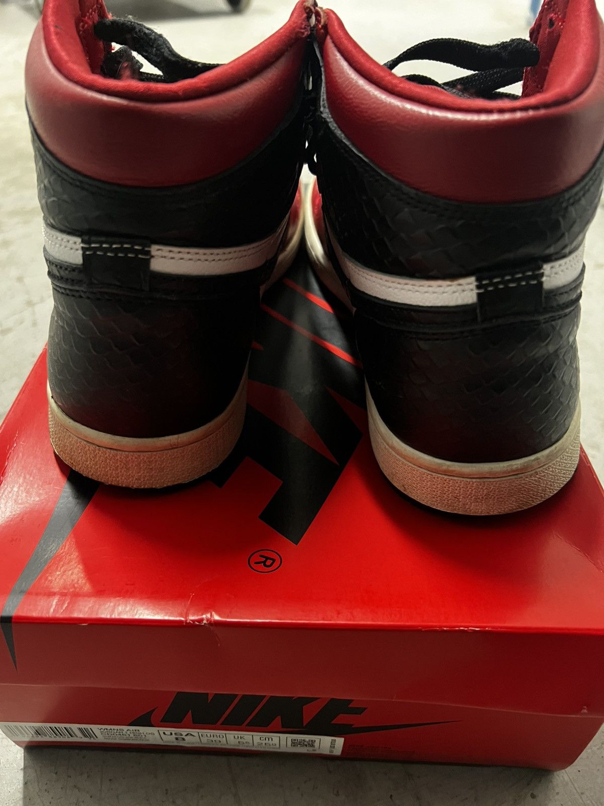 Nike Nike Jordan Retro 1 High OG “Satin Res” Size US 6.5 / EU 39-40 - 3 Thumbnail