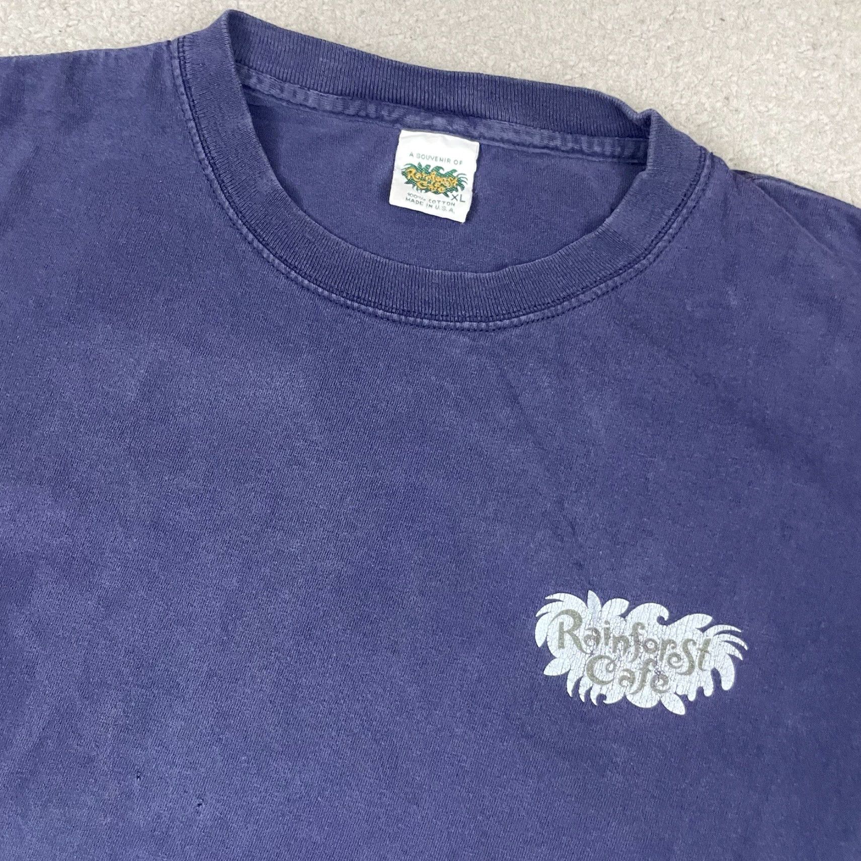 Vintage VINTAGE Rainforest Cafe T Shirt Adult XL Blue Logo Parrot 80s 90s Men Vintage-Faded Graphic Holiday Orlando Florida Shirt Size US XL / EU 56 / 4 - 5 Thumbnail