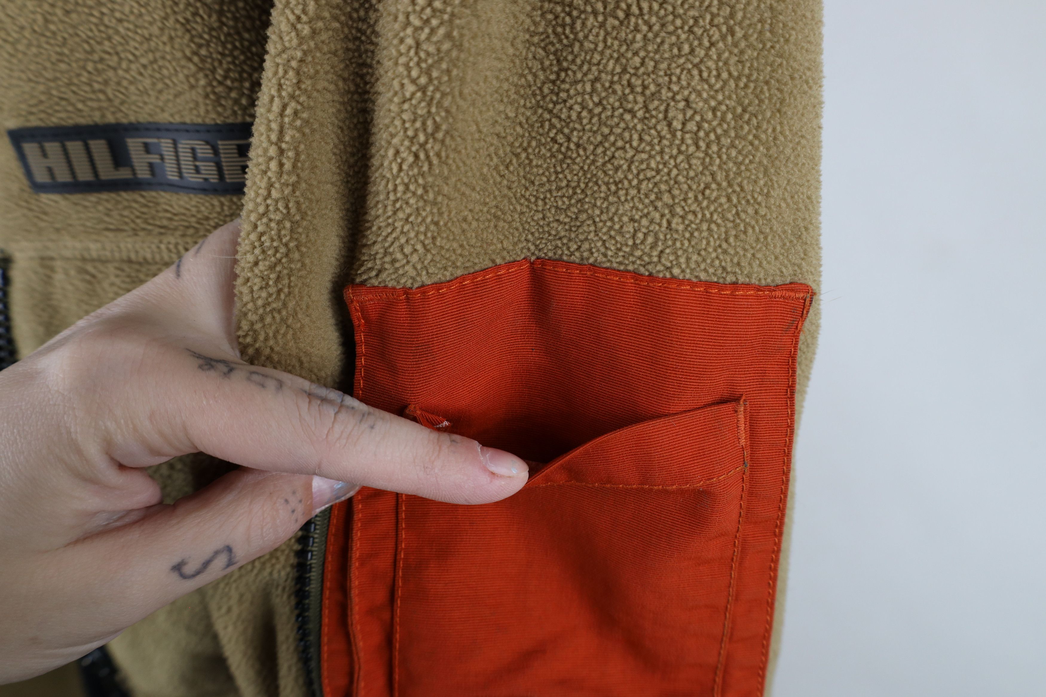 Tommy Hilfiger × Vintage Vintage 90s Tommy Hilfiger Spell Out Fleece Hooded Jacket Size US XXL / EU 58 / 5 - 9 Thumbnail