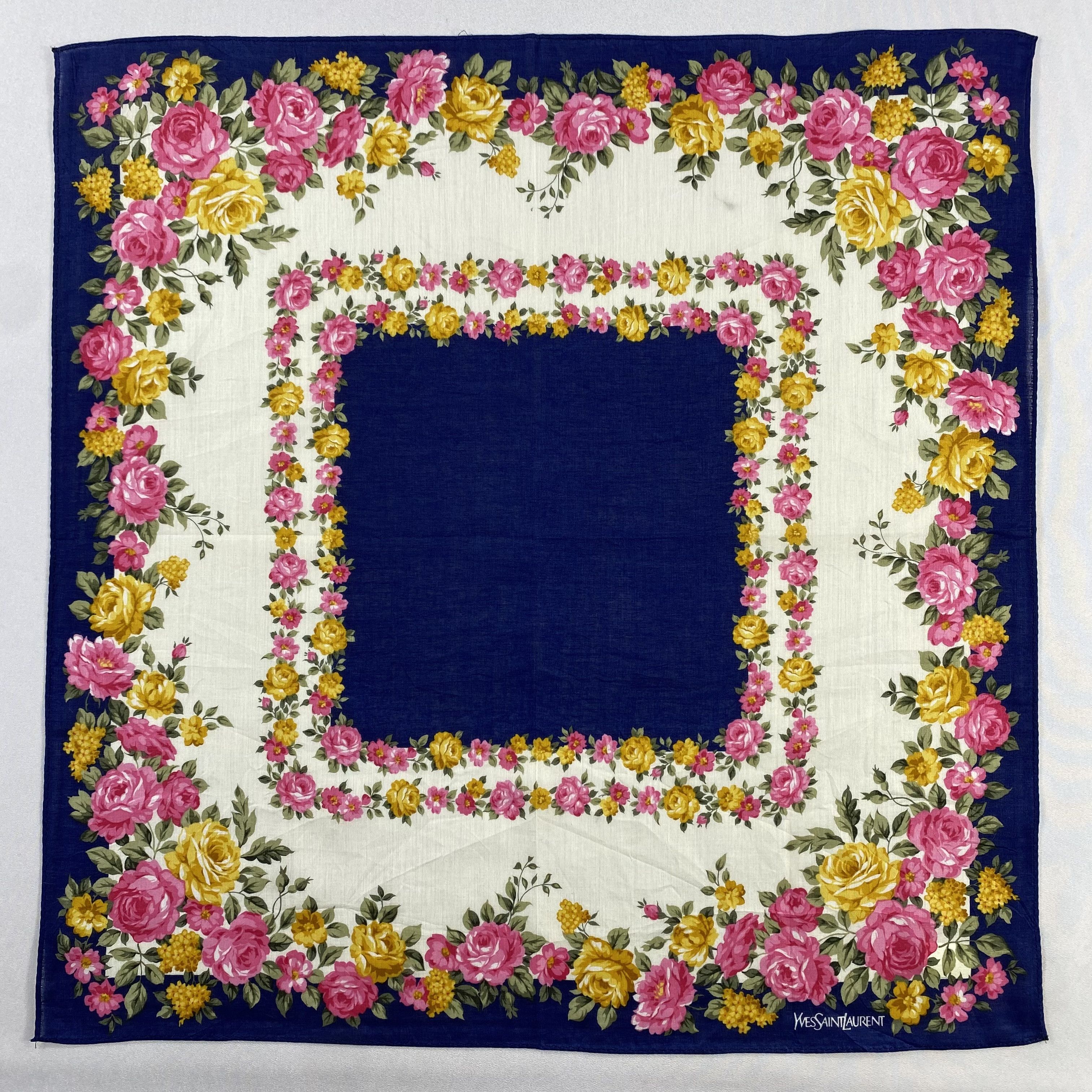 Vintage Yves Saint Laurent Handkerchief / Neckerchief-P1373 Size ONE SIZE - 1 Thumbnail