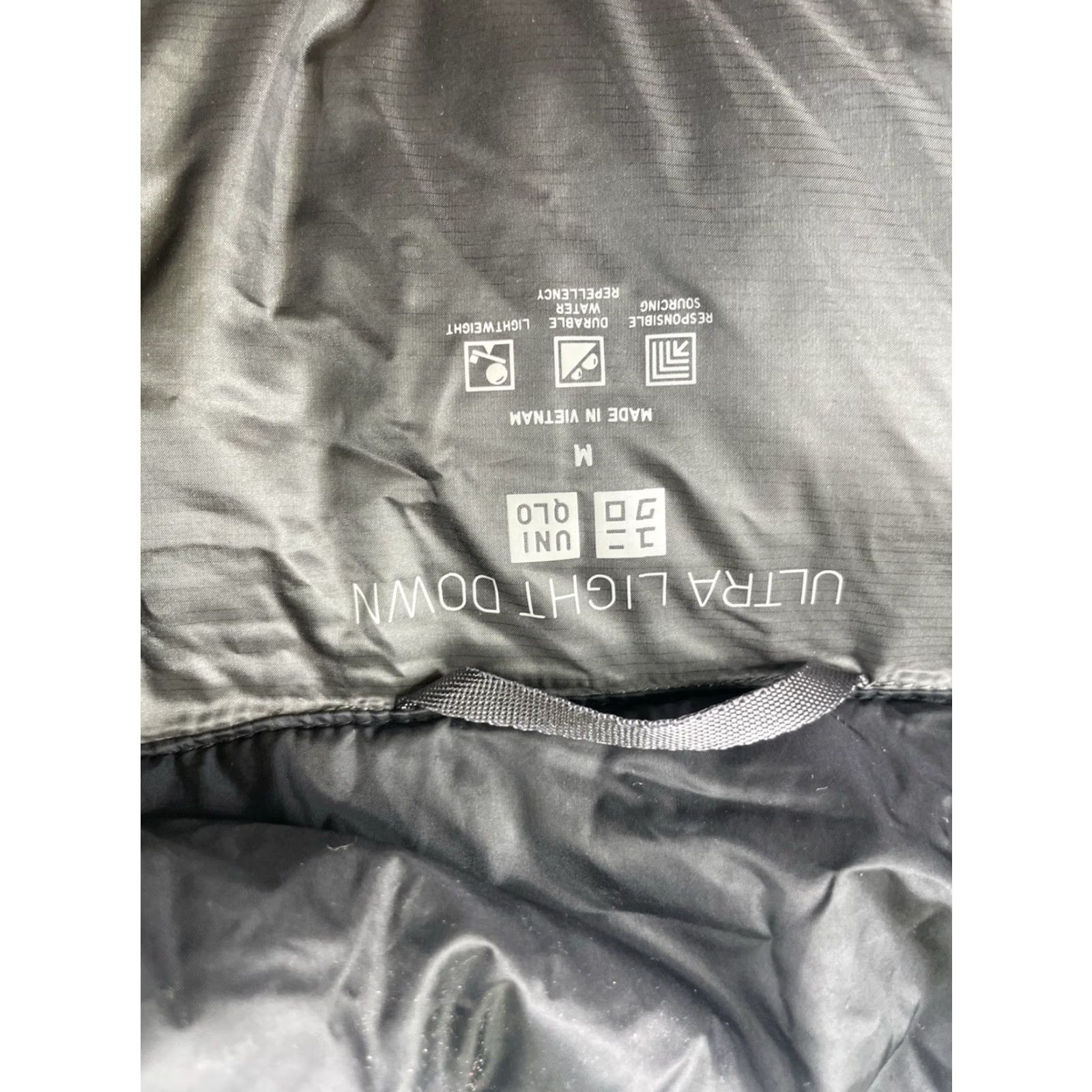 Uniqlo Uniqlo Vest Women's Medium Black Puffer Down Lightweight Quilted Zip Size M / US 6-8 / IT 42-44 - 2 Thumbnail
