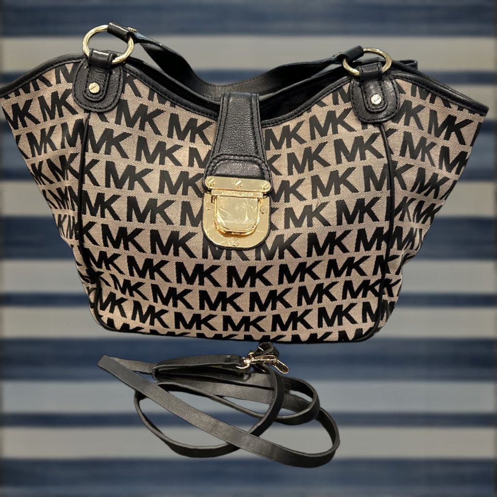 Michael Kors MICHAEL KORS Jet Set Travel Tote Bag Beige Canvas Leather Gold Hardware Womens Size ONE SIZE - 1 Thumbnail