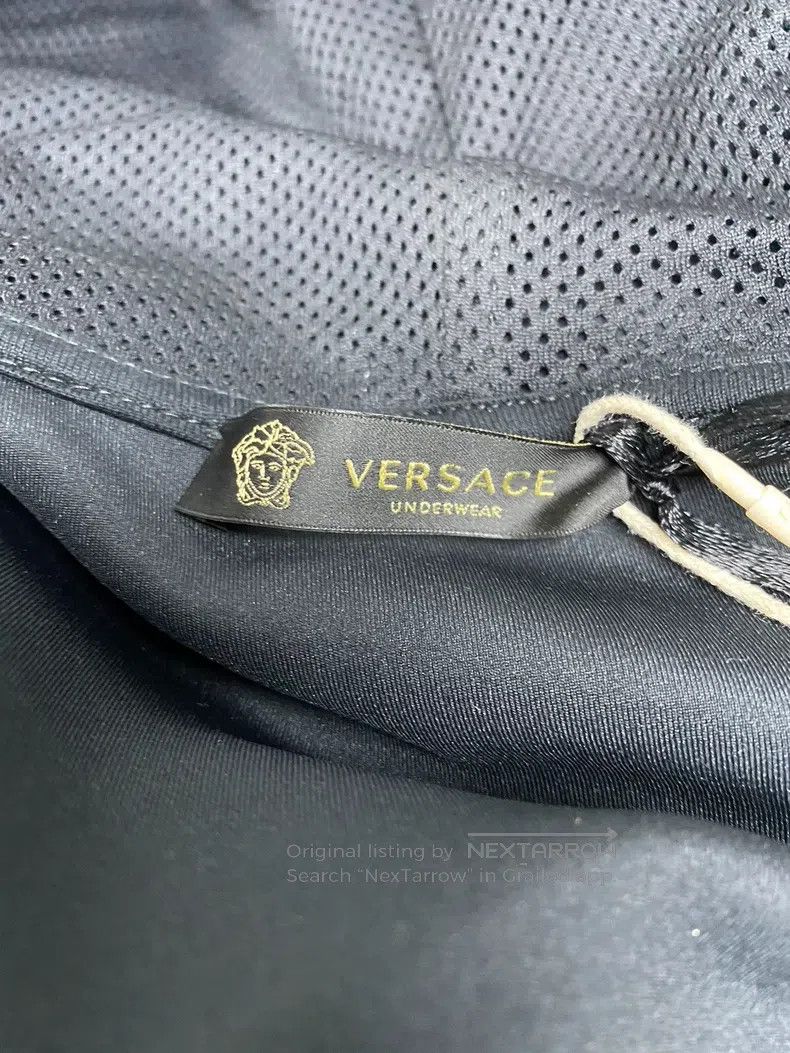 Versace Versace Black hooded cardigan jacket Size L / US 10 / IT 46 - 4 Thumbnail
