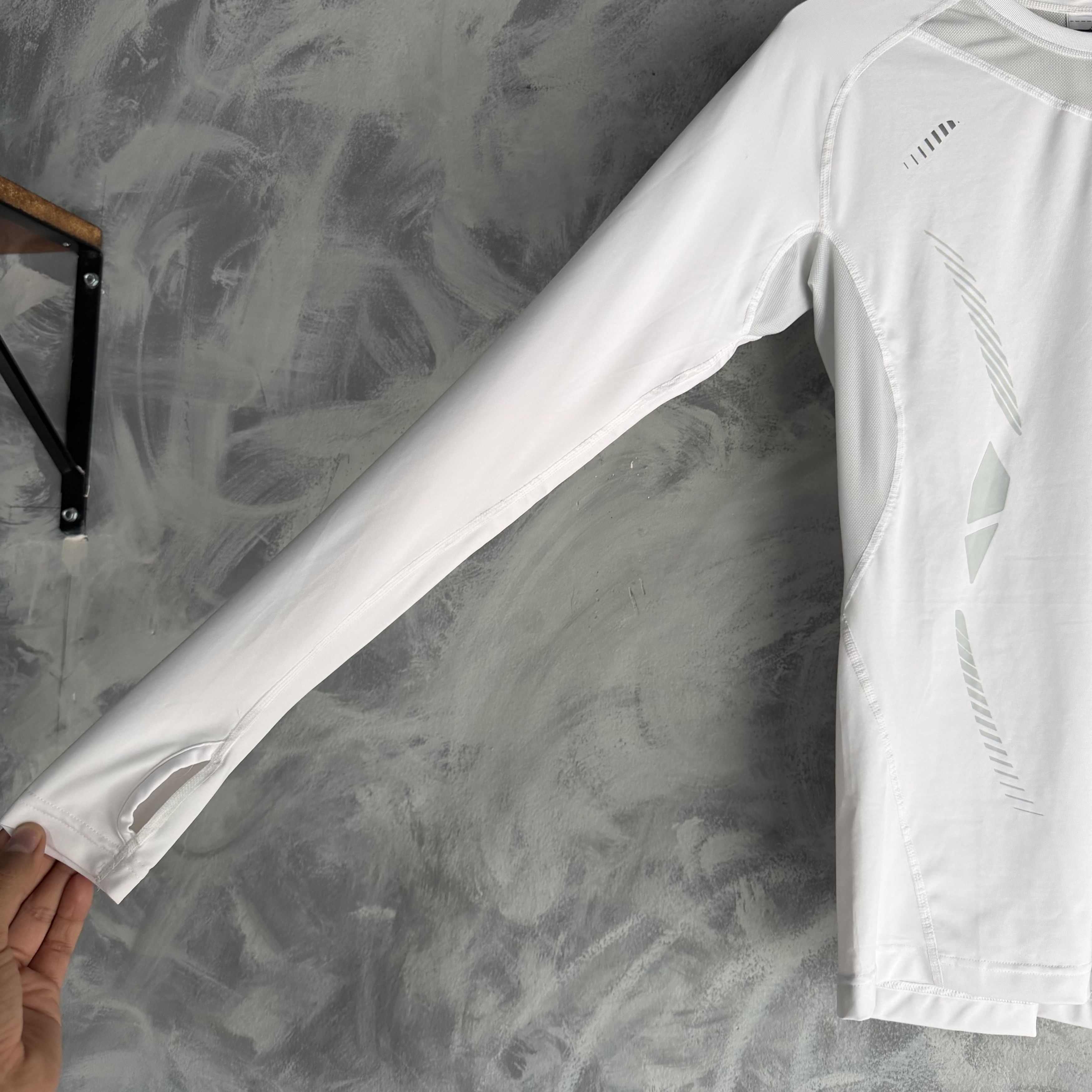 Adidas Adidas Compression Shirt Mens Techfit Climacool Long Sleeve Size US L / EU 52-54 / 3 - 4 Thumbnail