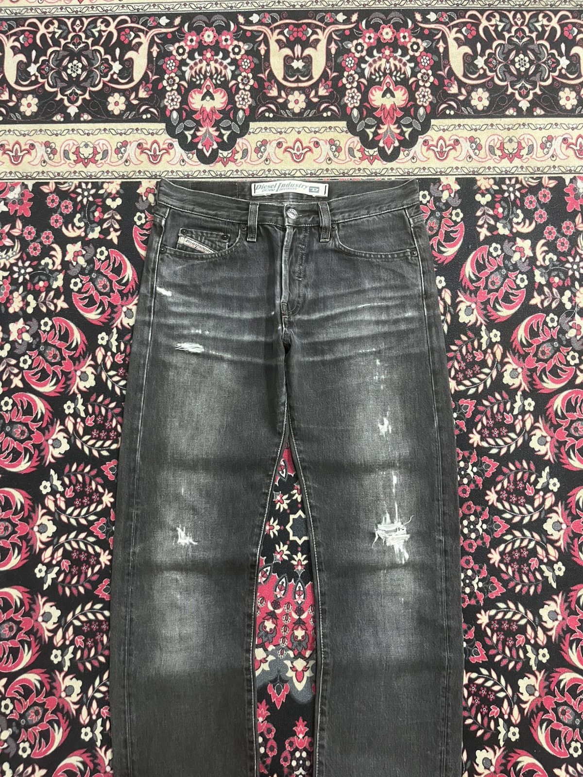 Diesel Vintage Diesel Industry Buttonfly Distressed Whisker Jeans Size 26" / US 2 / IT 38 - 3 Thumbnail