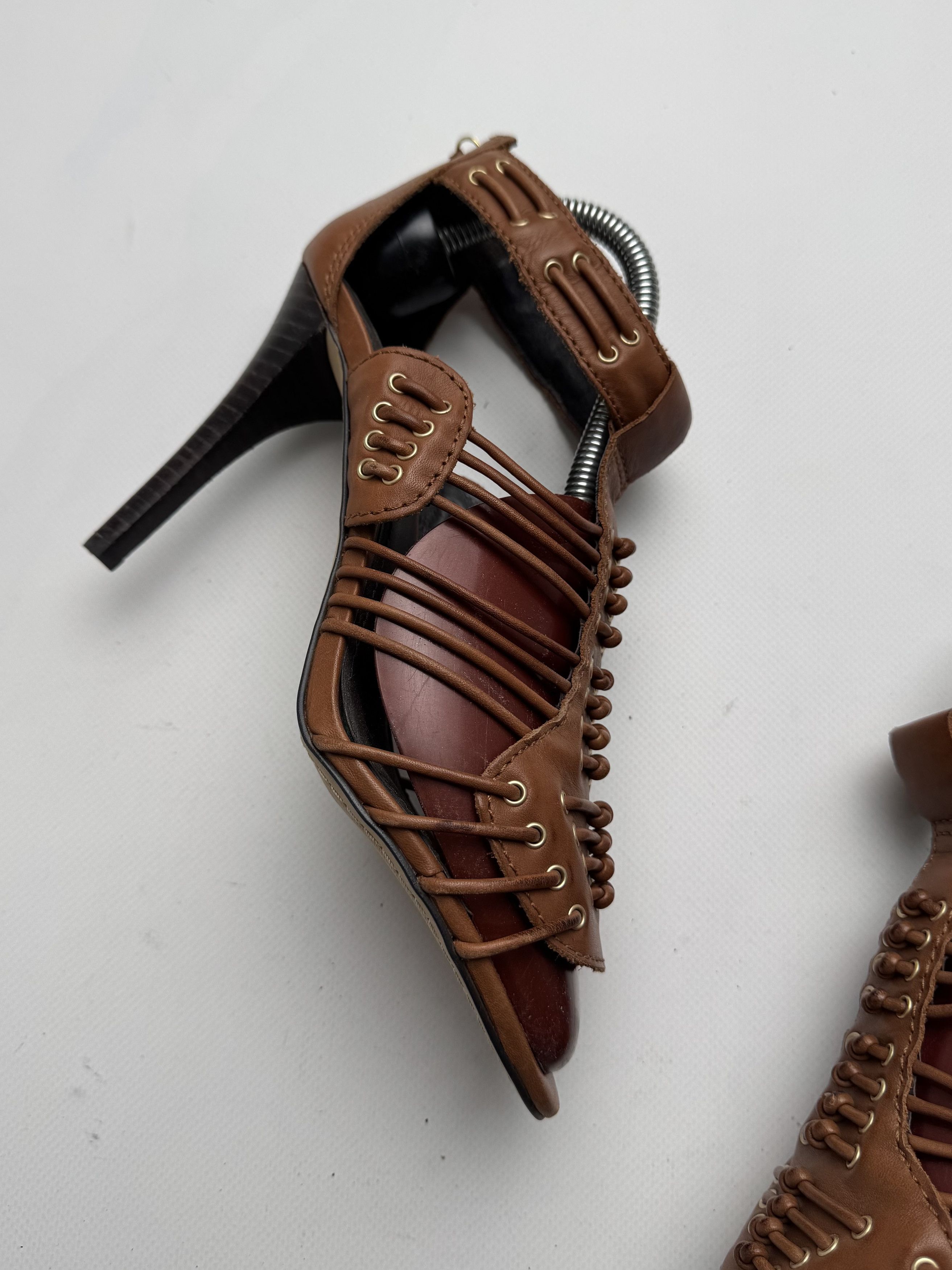Vintage Vintage Leather Strappy Heels Lace Up High Heel Sandals E2 Size US 8.5 / IT 38.5 - 2 Thumbnail
