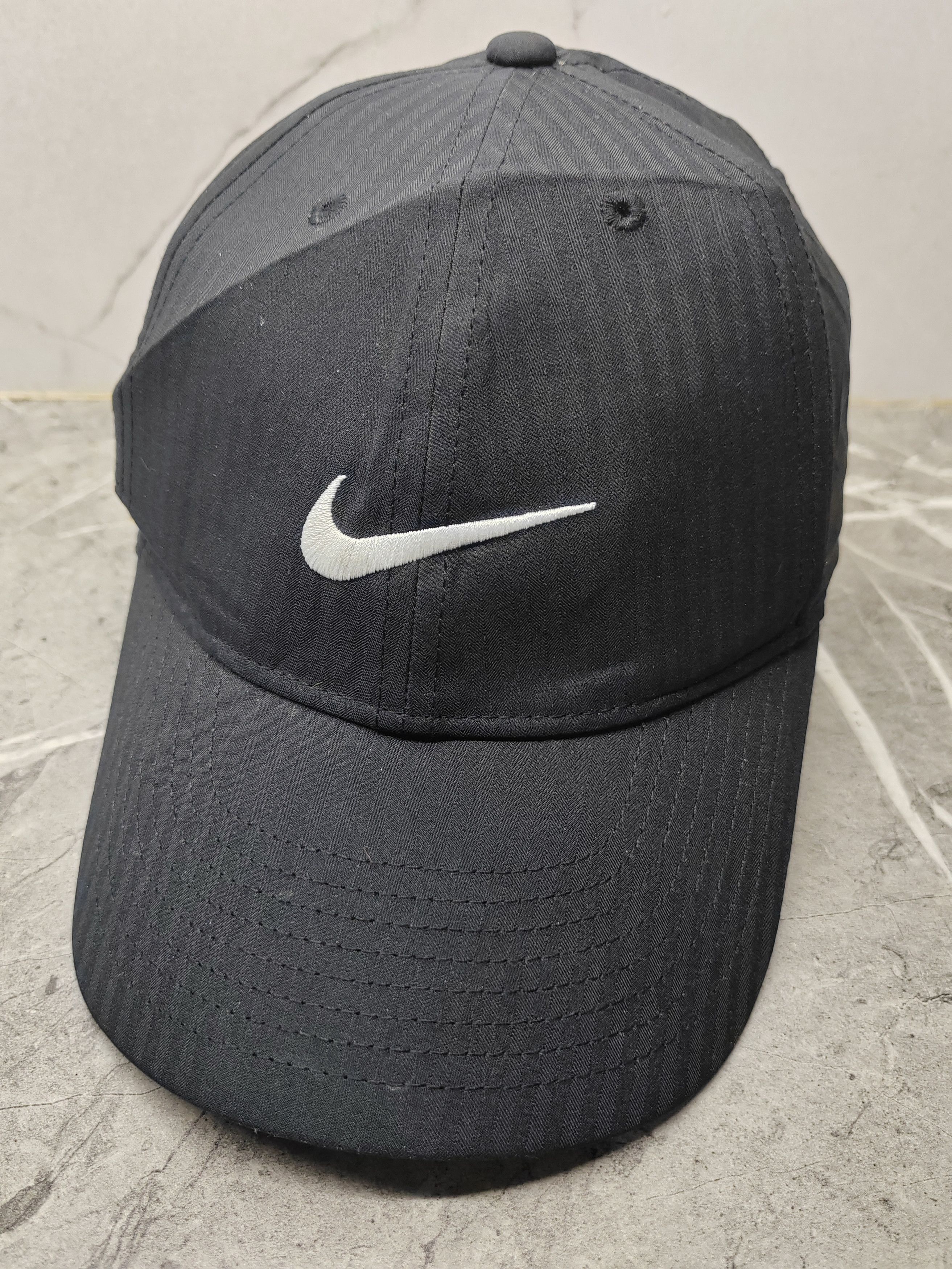 Nike Vintage Nike Golf Cap Hat Size ONE SIZE - 1 Thumbnail