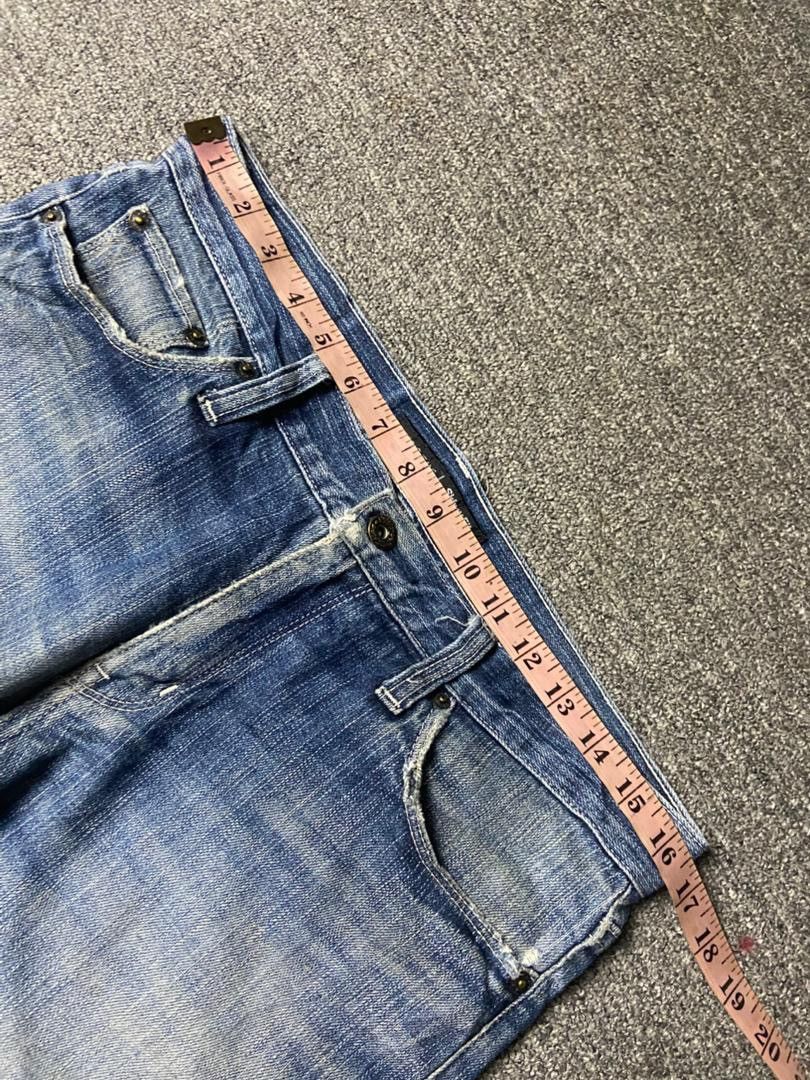 Uniqlo Uniqlo Men’s Skinny Fit Tapered Jeans (172) Size US 33 - 6 Thumbnail