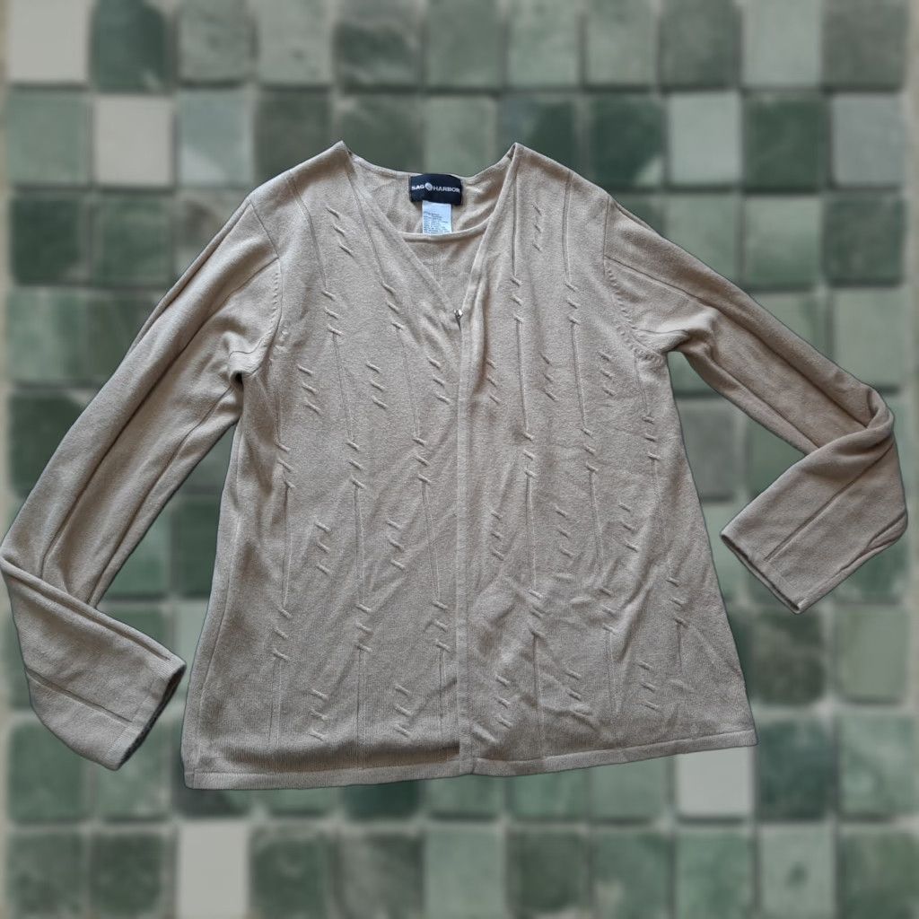 Vintage Sag Harbor Sweater Cardigan Women Medium M Tan Long Sleeve Acrylic Knit Modern Bohemian 80s Casual Womens Size M / US 6-8 / IT 42-44 - 1 Thumbnail