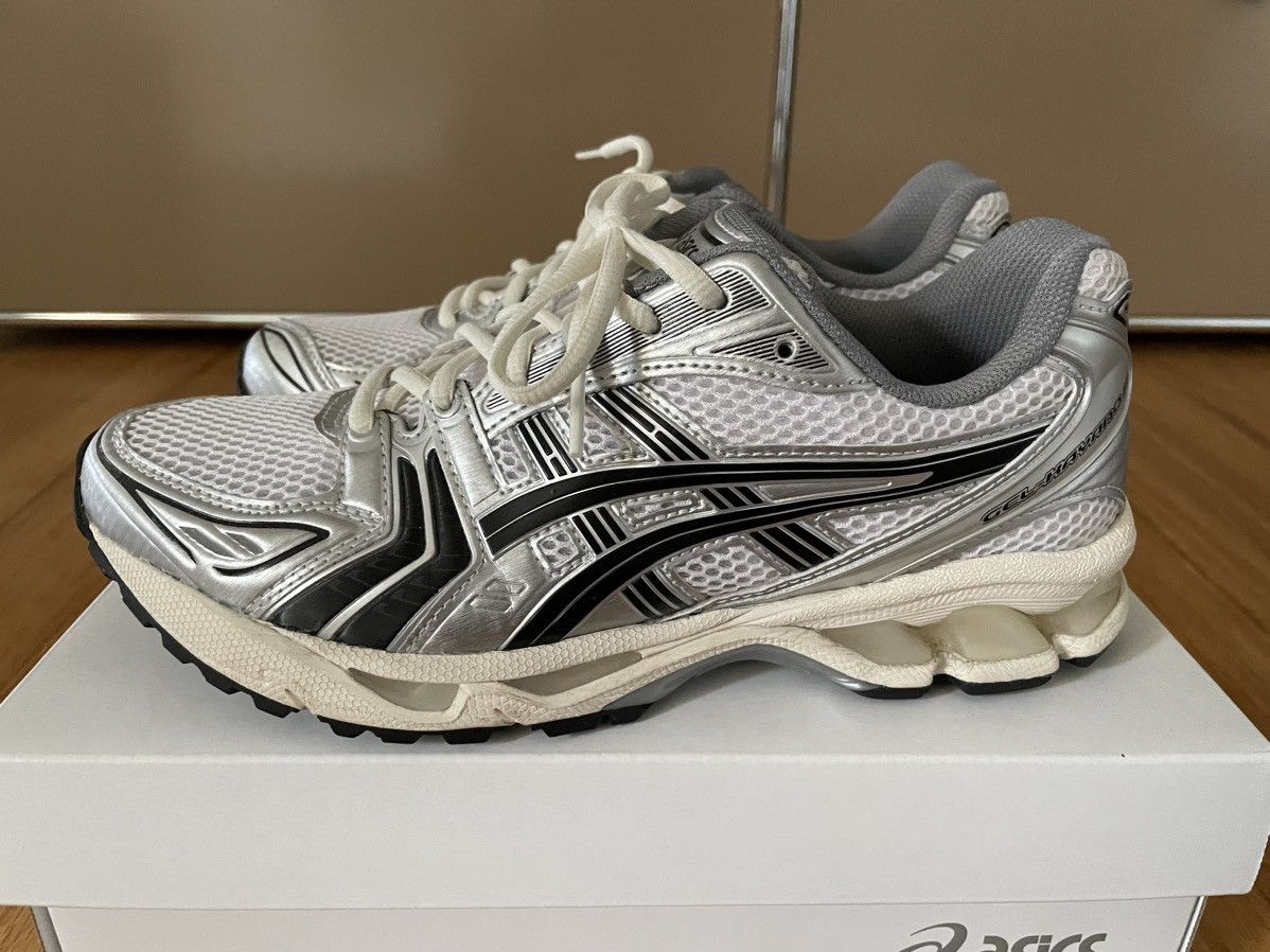 Asics × JJJJound Asics x Jjjjound Gel Kayano 14 sz 8 Silver White Black Size US 8 / EU 41 - 2 Thumbnail
