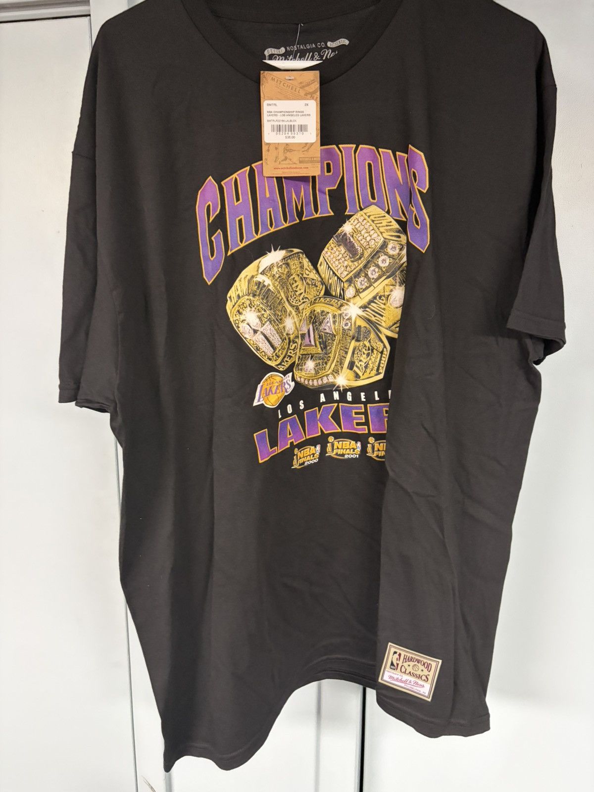 Mitchell & Ness LAKERS MITCHELL & NESS NBA THREE-PEAT rings TEE shirt 2xl wt Size US XXL / EU 58 / 5 - 1 Thumbnail