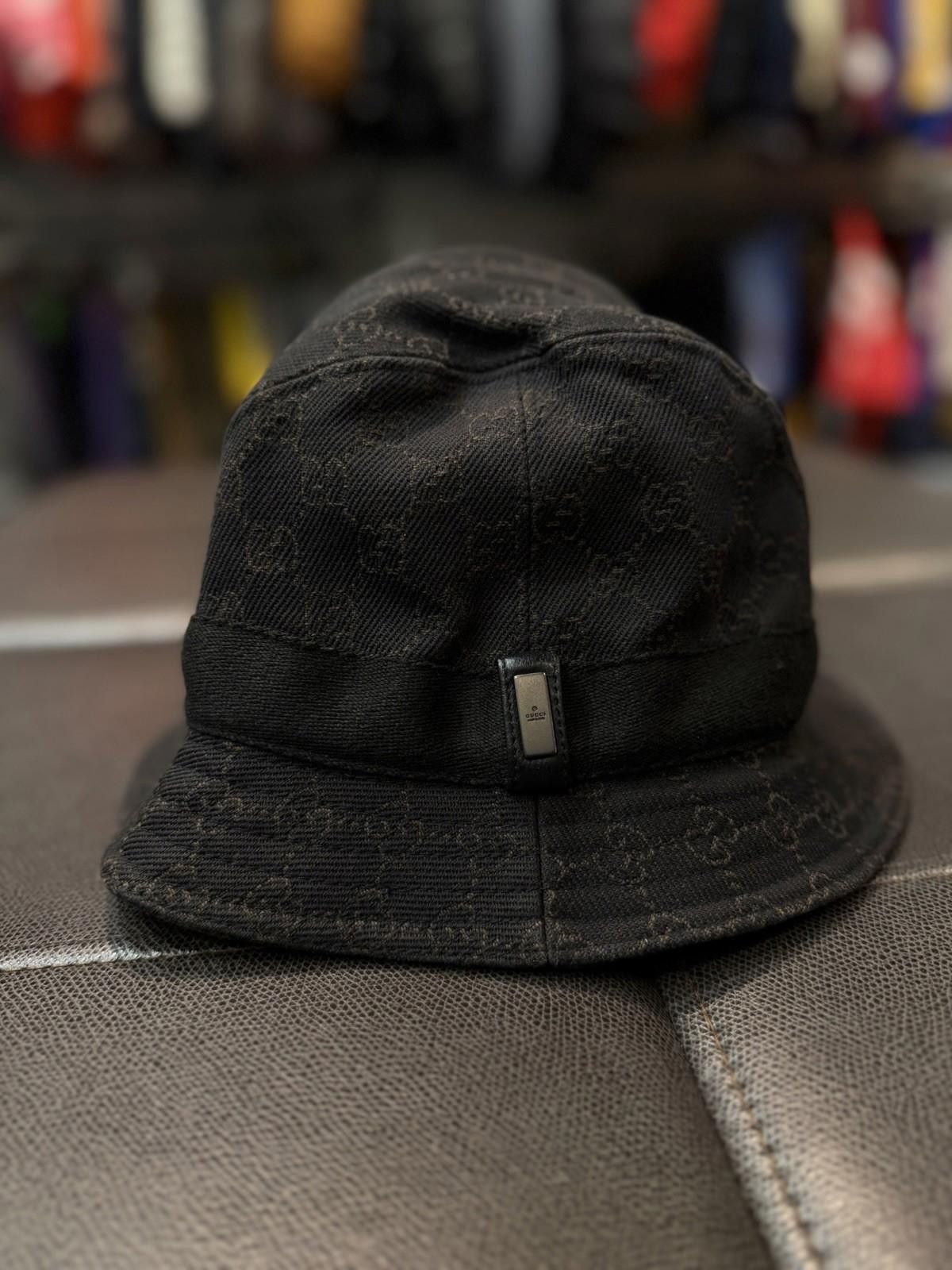 Gucci Authentic Gucci Bucket Hat Vintage Black Canvas Size L Size ONE SIZE - 2 Thumbnail