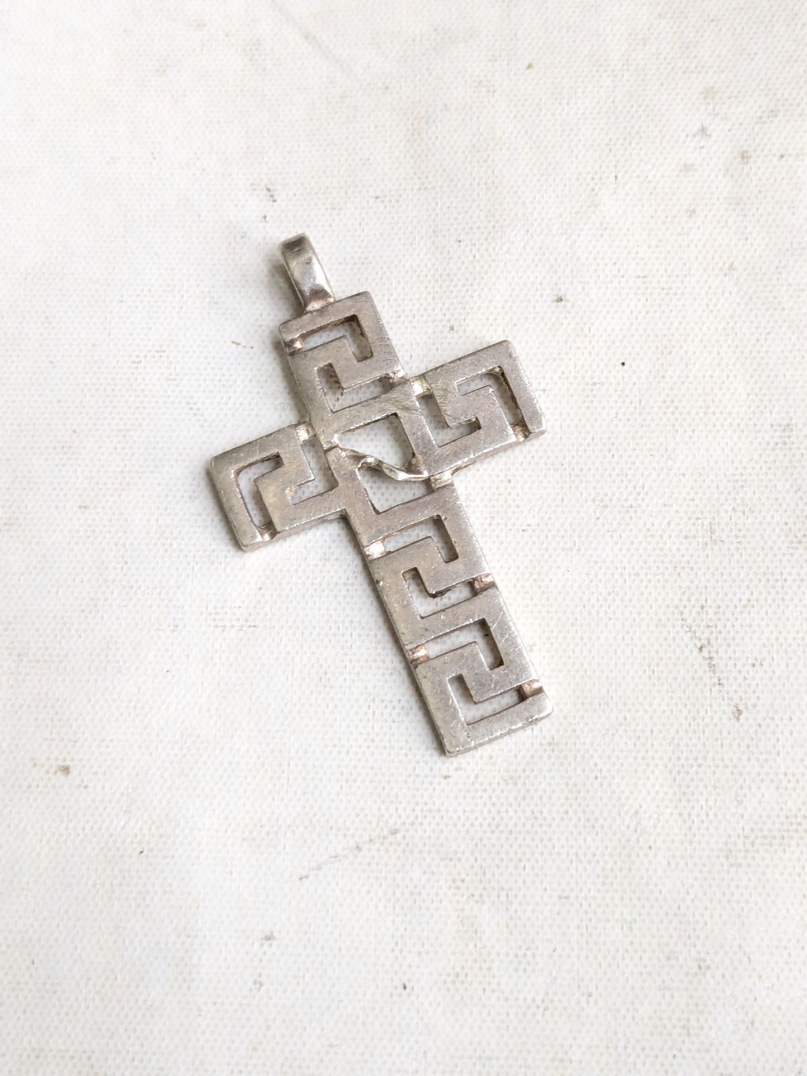 Jewelry Vintage Sterling Silver Cross Pendant Meandros Greek Key Size ONE SIZE - 1 Thumbnail