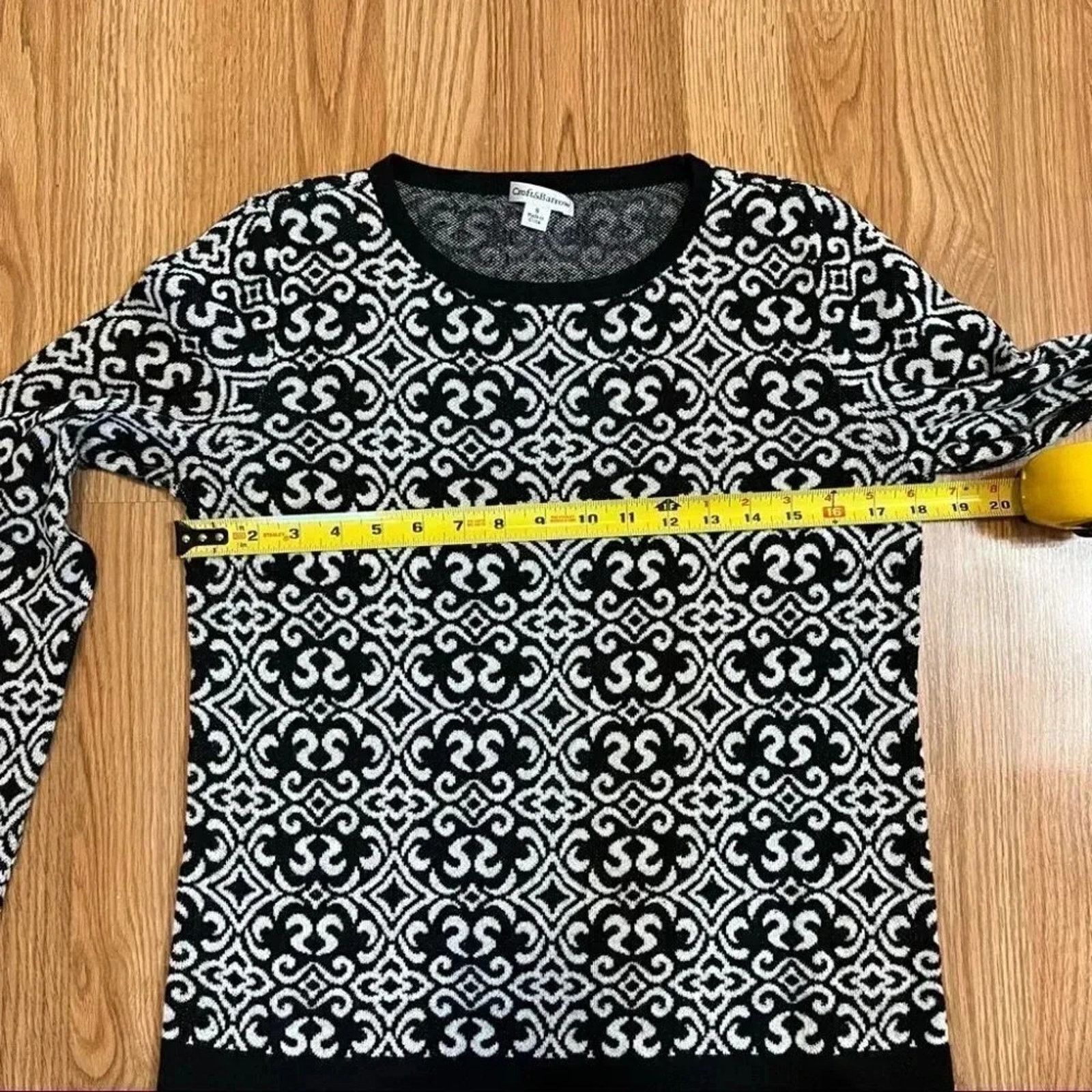 Croft & Barrow Croft & Barrow Black & White Knit Sweater Womens S Pullover Size S / US 4 / IT 40 - 6 Thumbnail