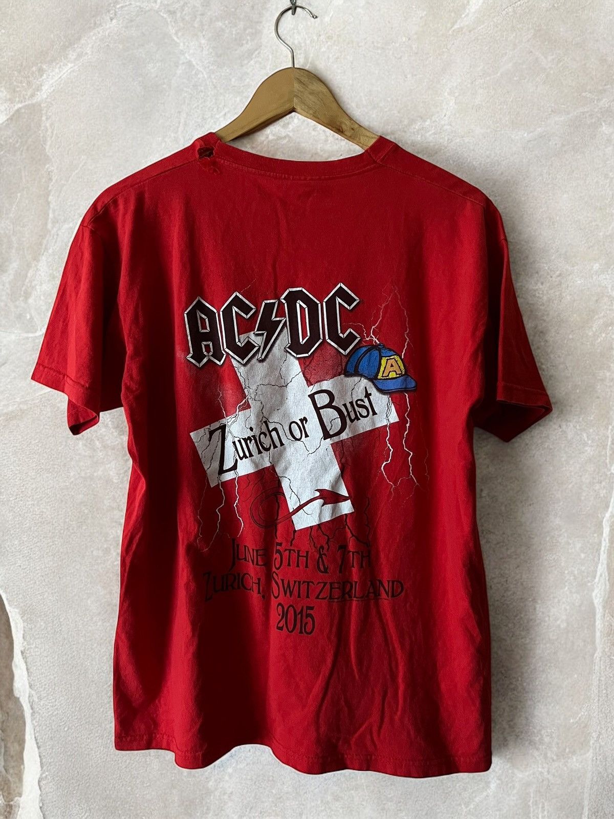 AC/DC × Band Tees × Vintage AC/DC "ZURICH OR BUST" 2015 Tour tee vintage T shirt rock Size US M / EU 48-50 / 2 - 4 Thumbnail