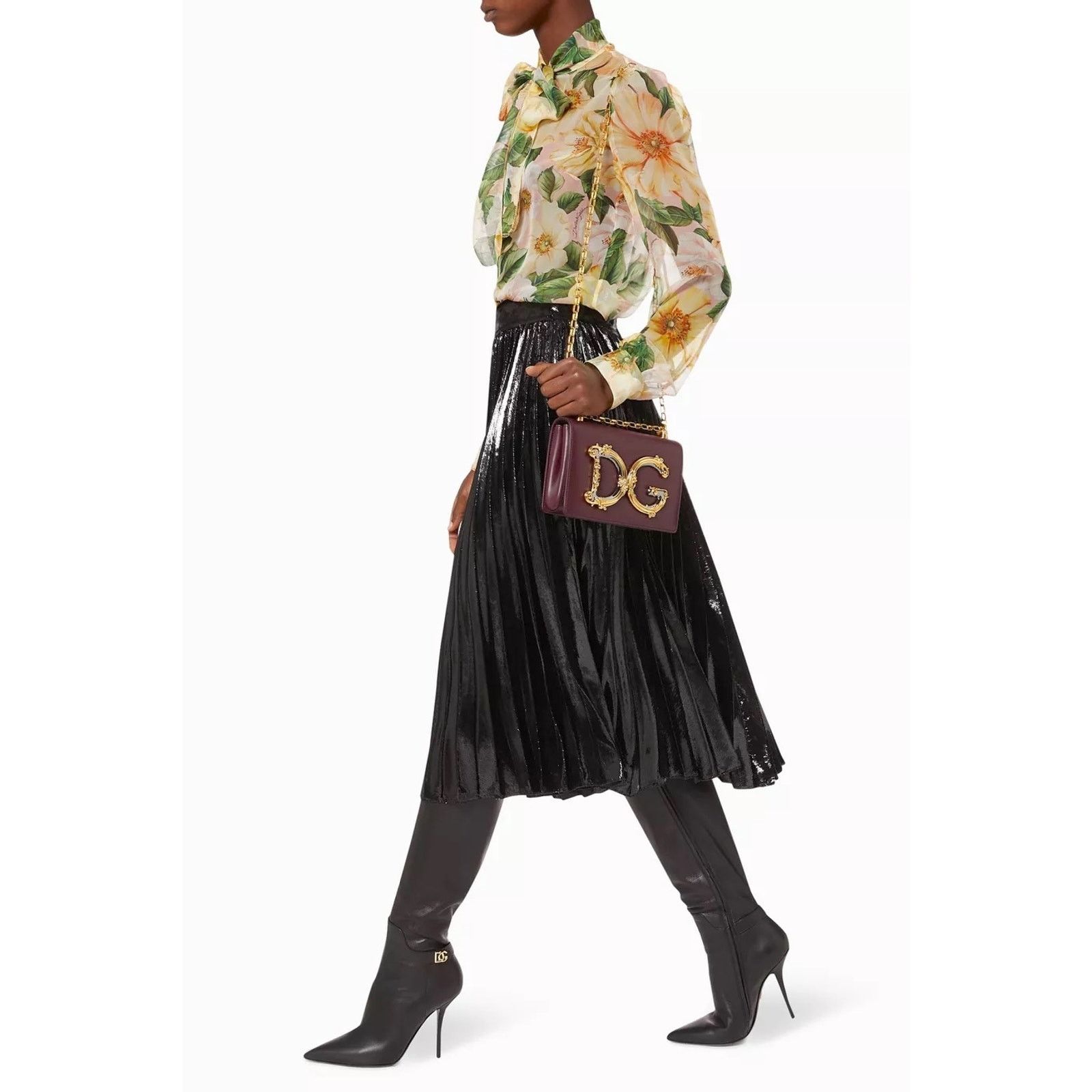 Dolce & Gabbana Dolce & Gabbana Black Pleated Midi Skirt Lamé Velvet IT 42 Size 28" / US 6 / IT 42 - 9 Thumbnail