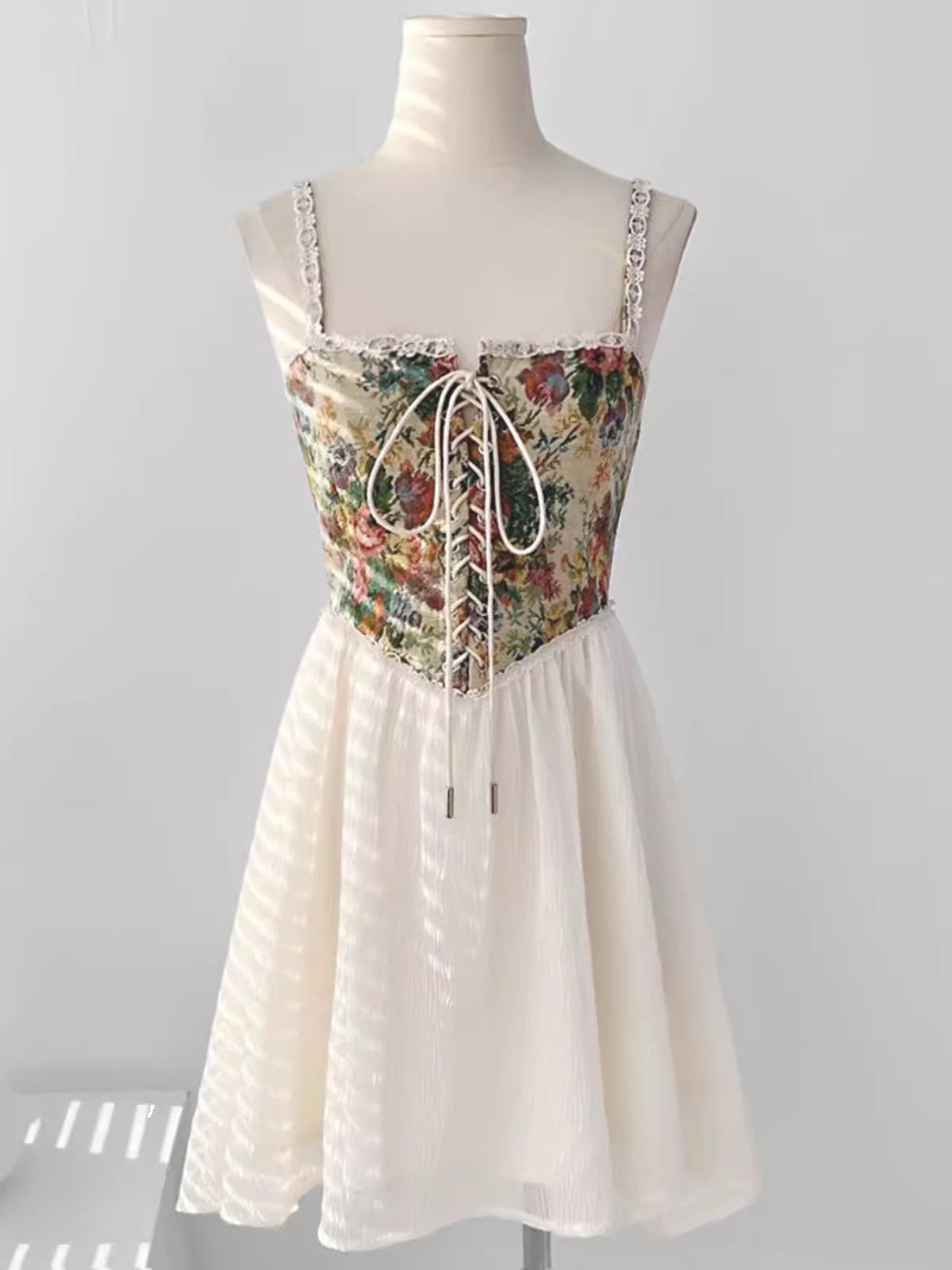 image of Vintage Oil Painting Jacquard Lace Lace Strappy Skirt in Apricot, Women's (Size Medium)