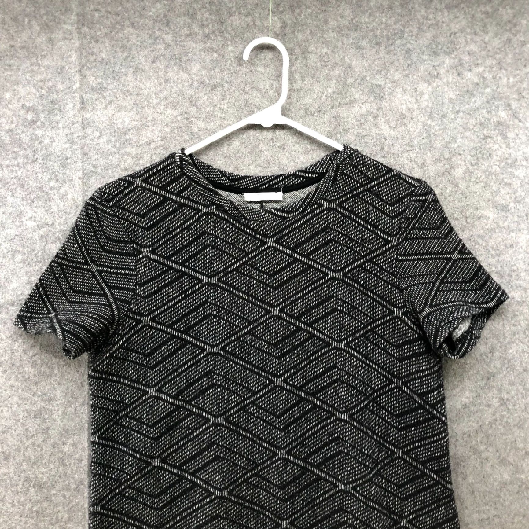 Zara Zara Short Sleeve Shift Dress S Black White Printed Knit Stretch Sweater Dress Size S / US 4 / IT 40 - 3 Thumbnail