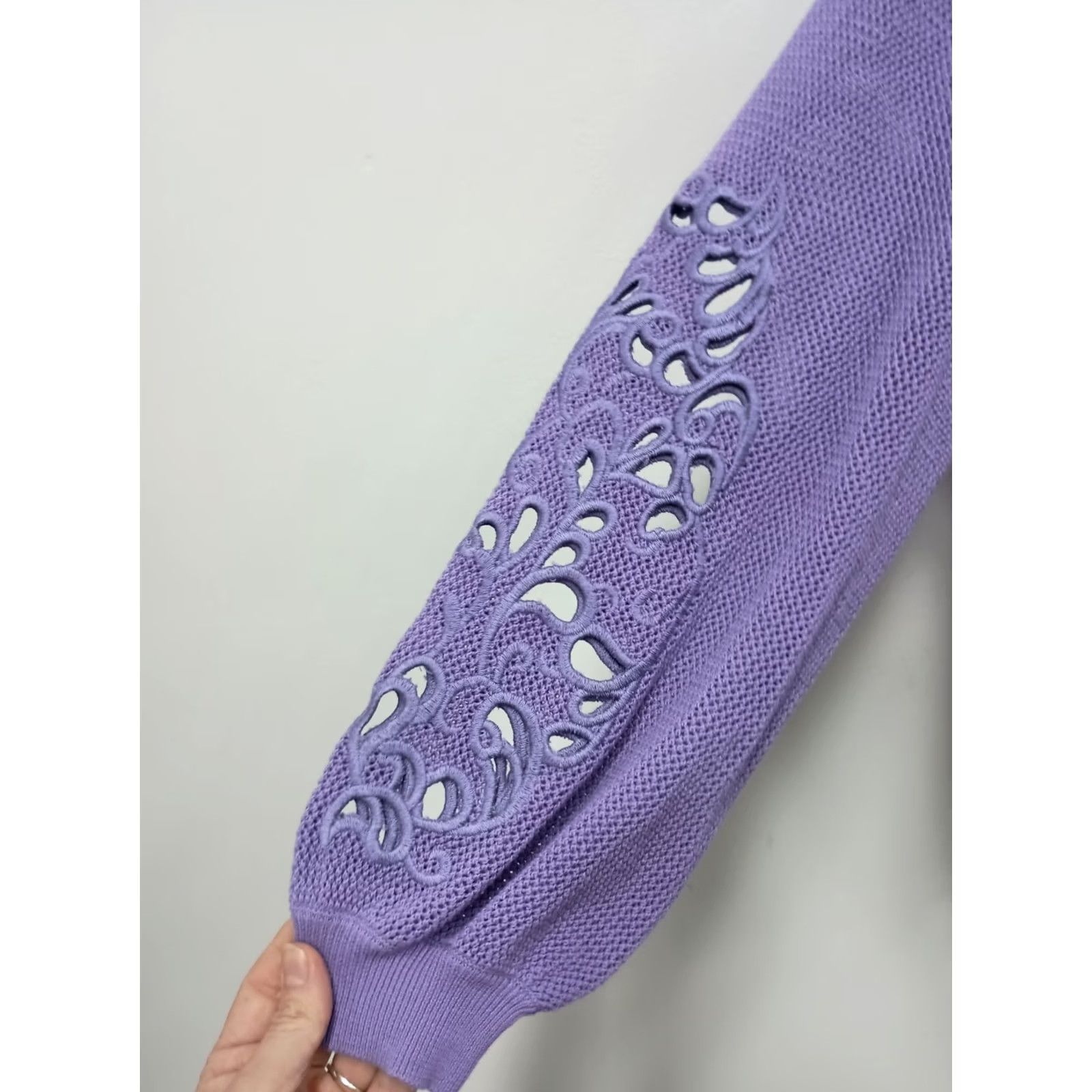 Vintage Roaman's Sweater Size 1X Purple BOHO Embroidered Eyelet Balloon Sleeve Womens Size XL / US 12-14 / IT 48-50 - 5 Thumbnail