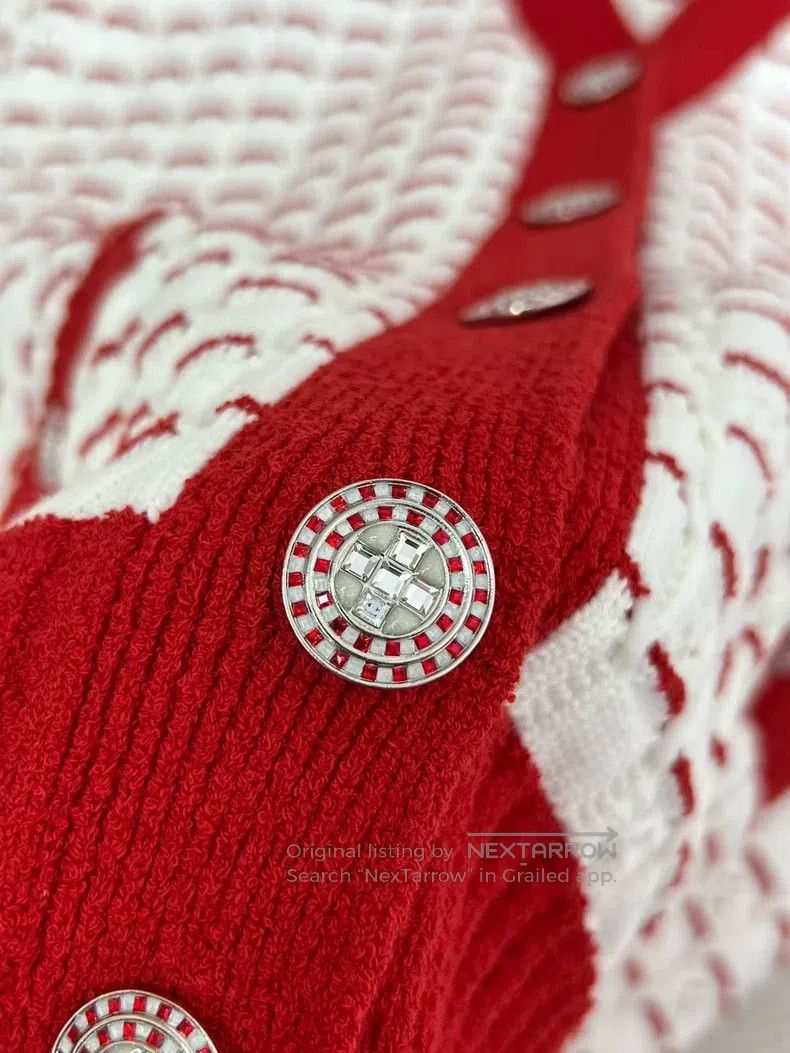 Chanel Chanel 23C early spring vacation red and white striped kni Size S / US 4 / IT 40 - 3 Thumbnail