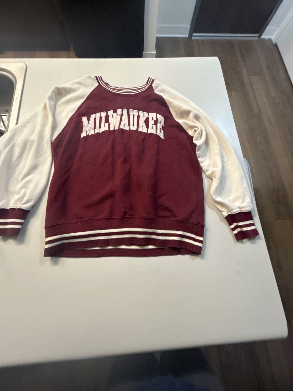 Other Milwaukee Vintage Crewneck Size US L / EU 52-54 / 3 - 1 Thumbnail